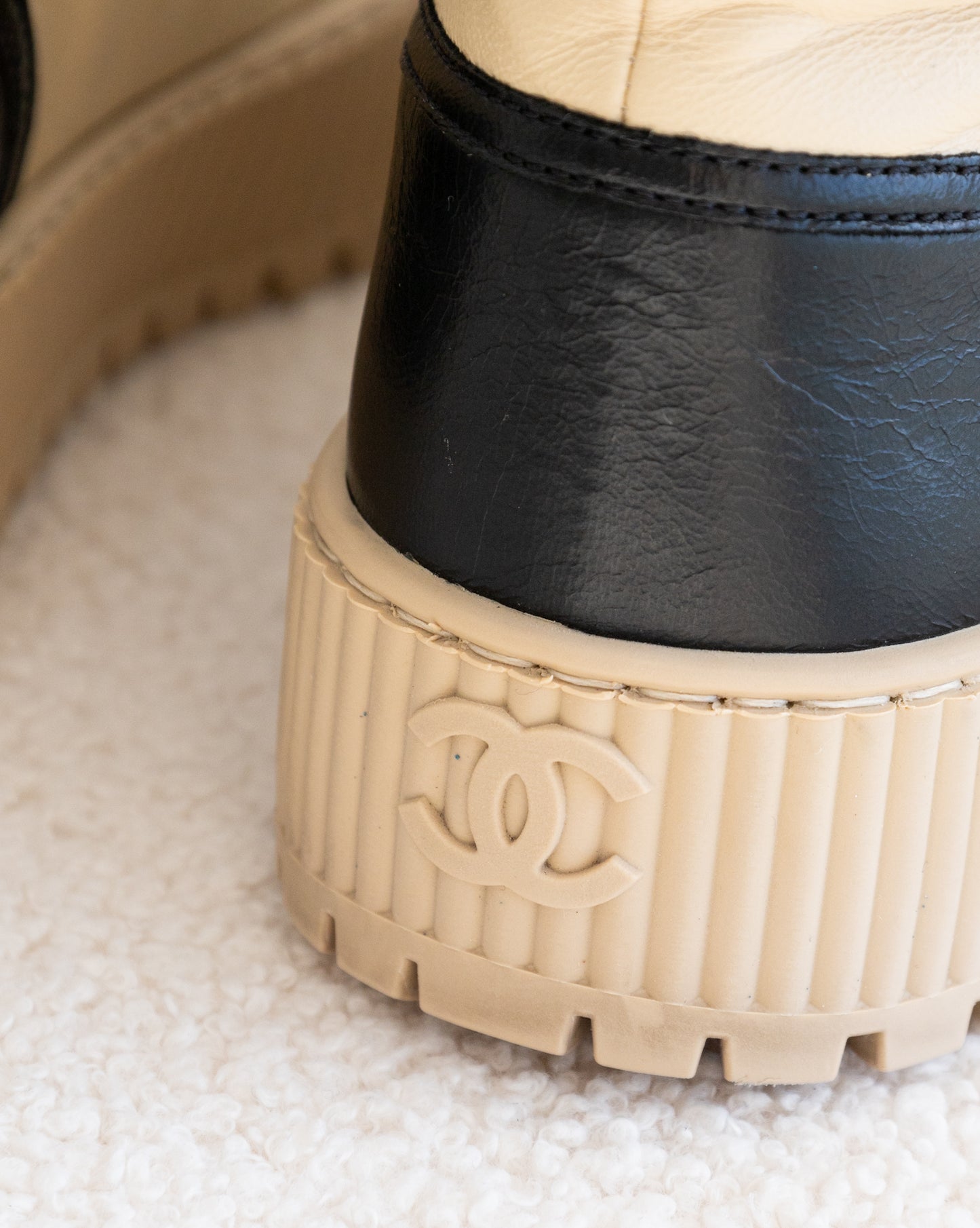CHANEL Sneakers 37,5