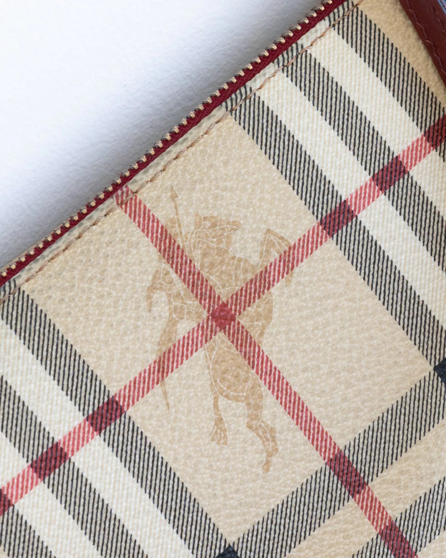 BURBERRY Small Pochette