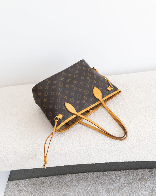 LOUIS VUITTON Neverfull PM