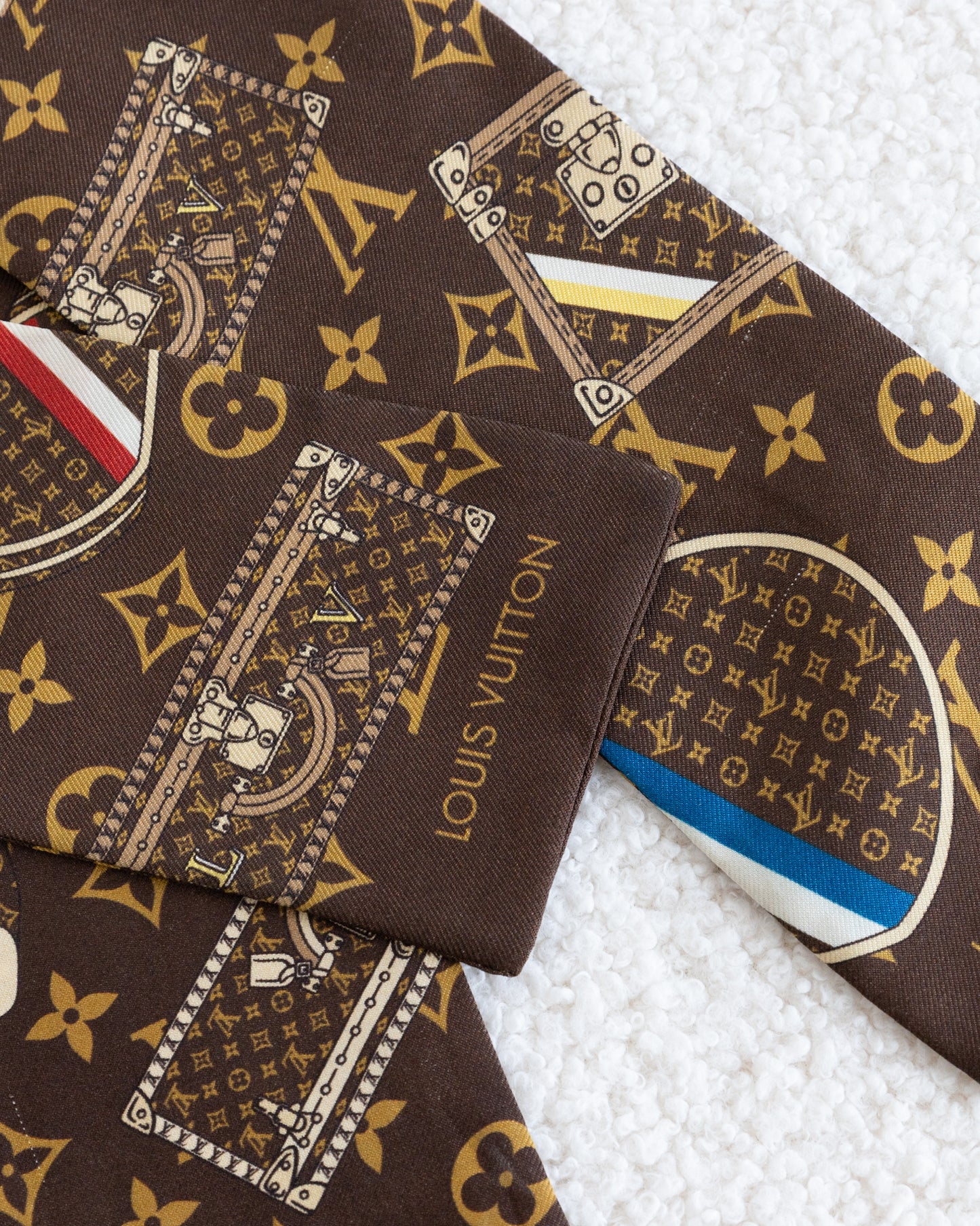LOUIS VUITTON Twill