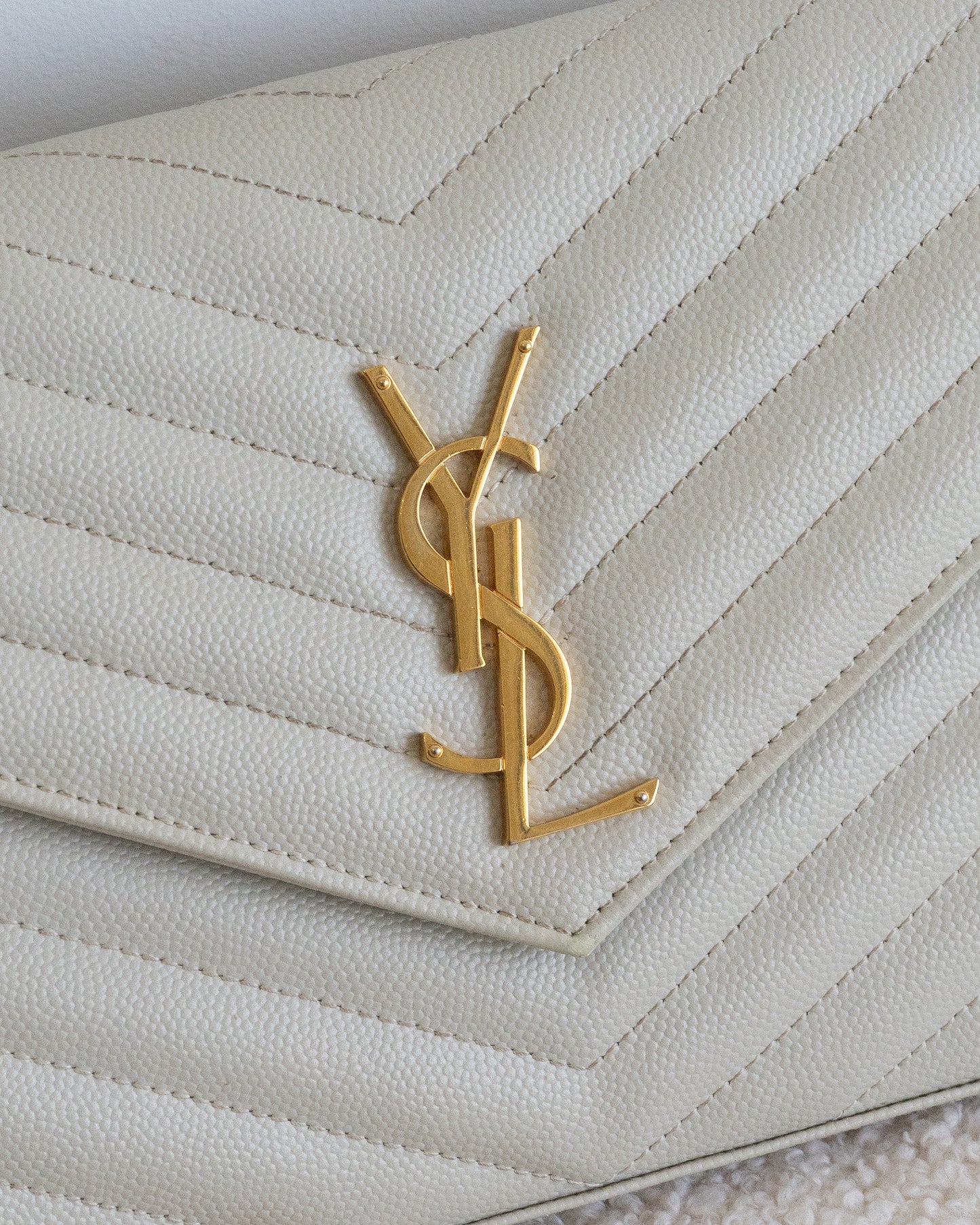 SAINT LAURENT Cassandre WOC