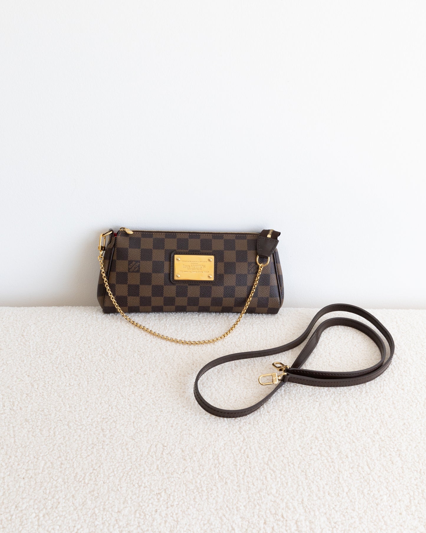 LOUIS VUITTON Eva Pochette