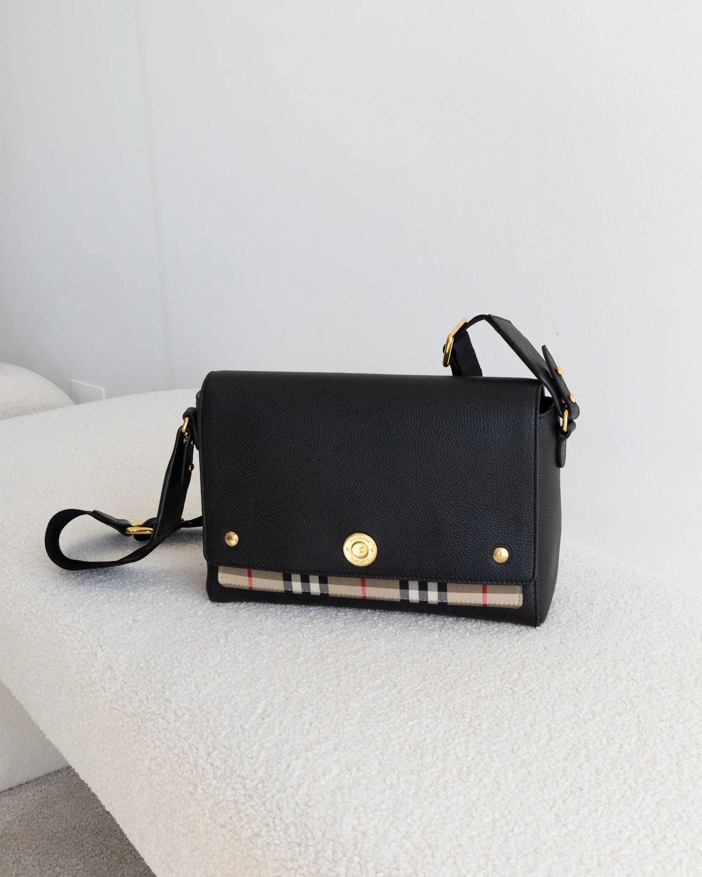 BURBERRY Note