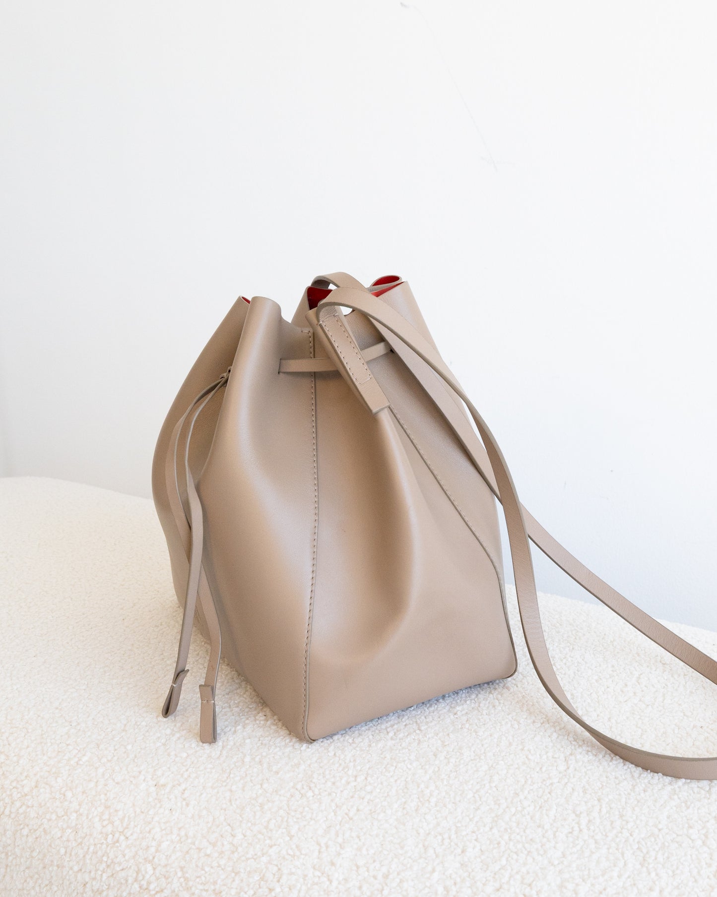 CAROLINA HERRERA Bucket