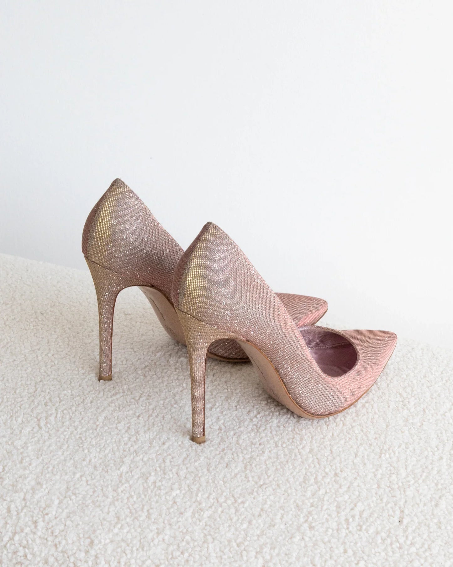 GIANVITO ROSSI Heels 38