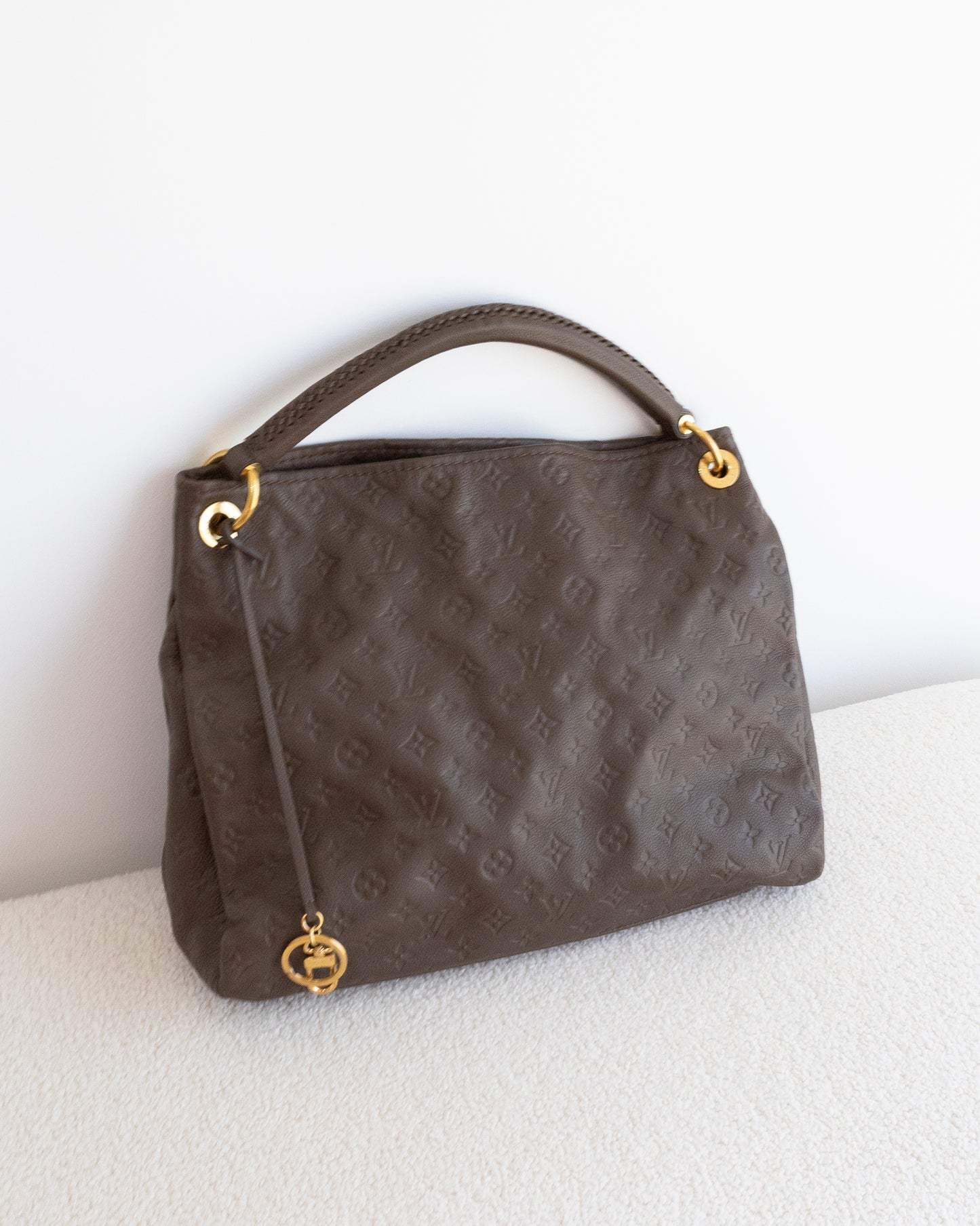 LOUIS VUITTON Artsy