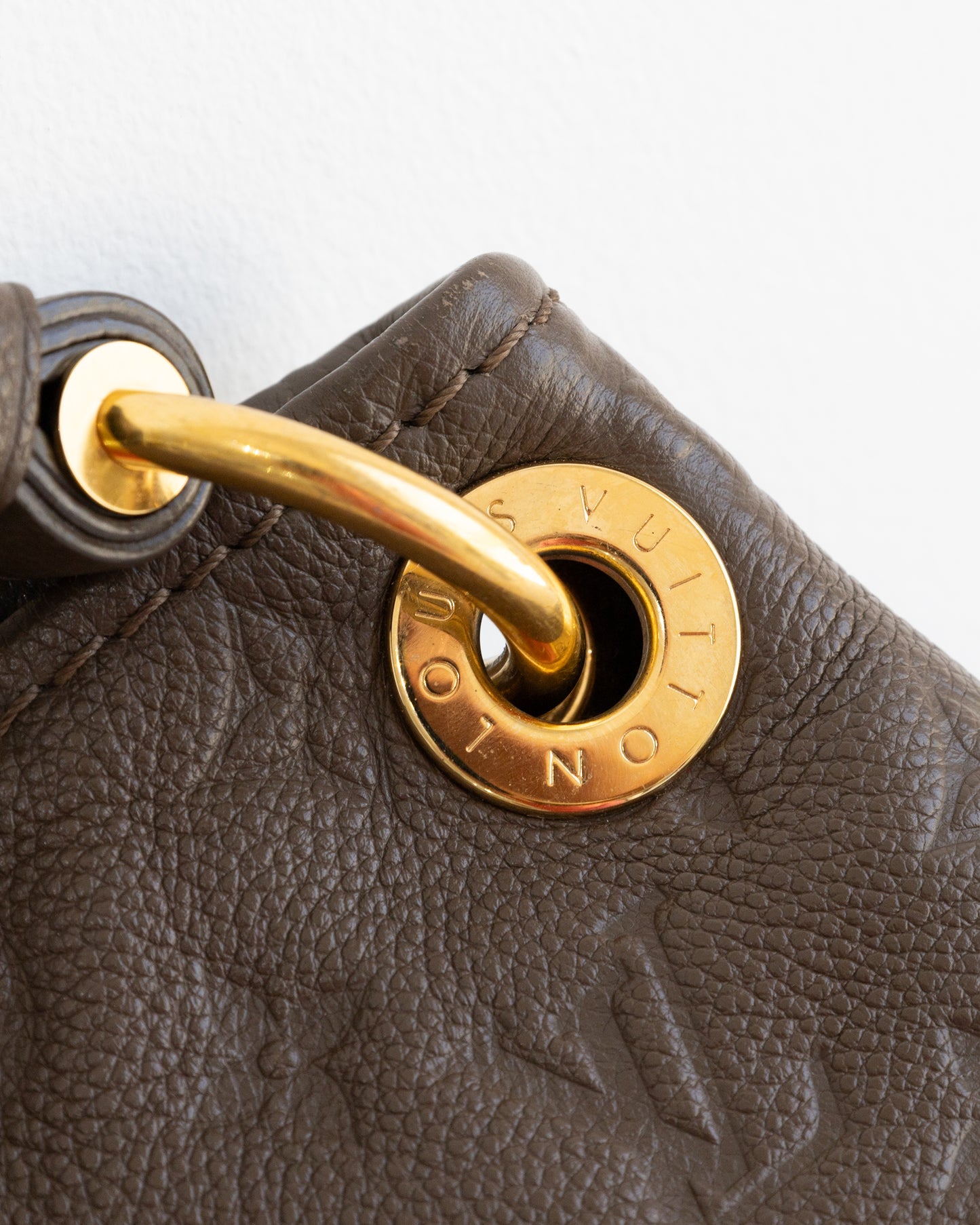 LOUIS VUITTON Artsy
