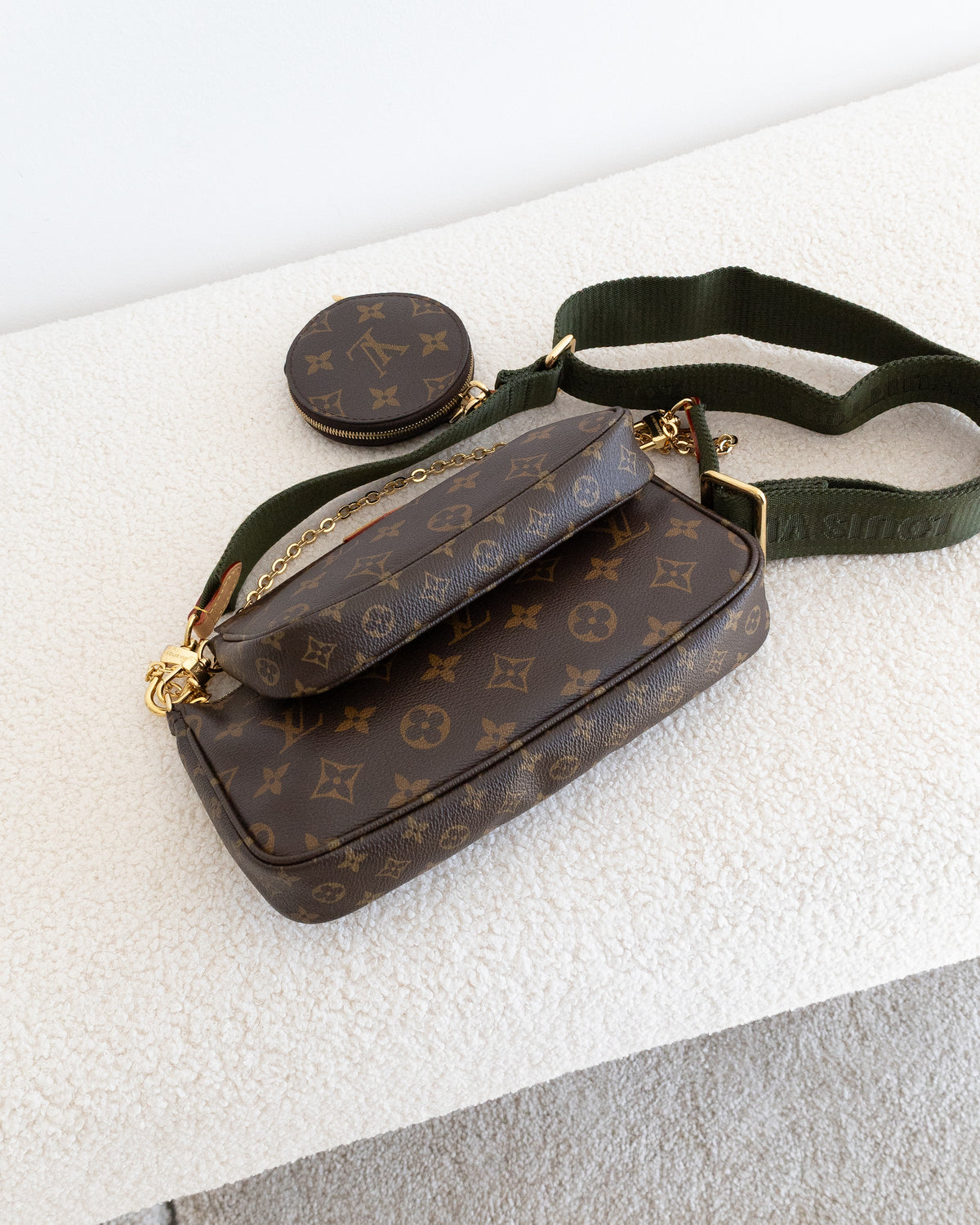 LOUIS VUITTON Multipochette Accessoires