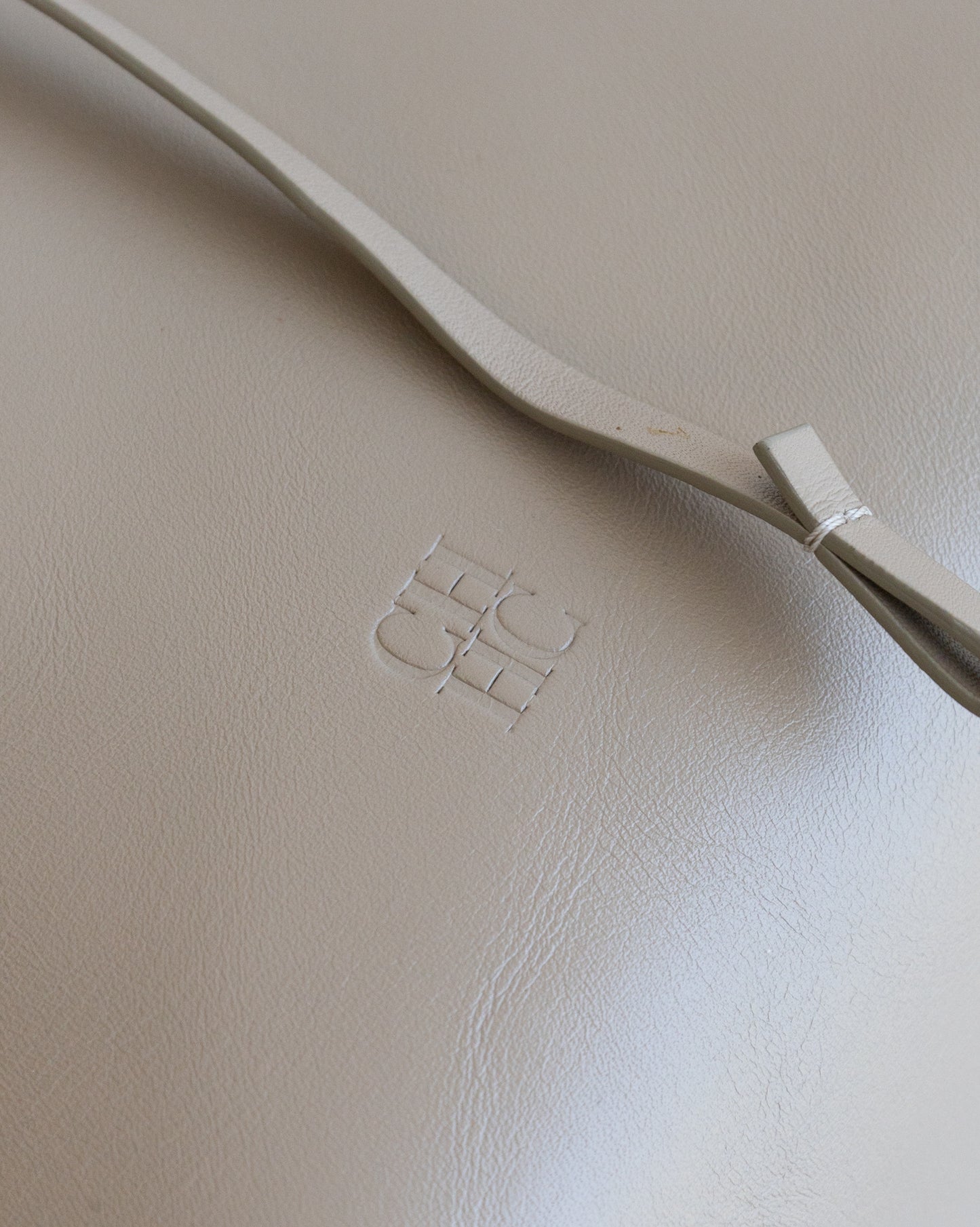 CAROLINA HERRERA Bucket