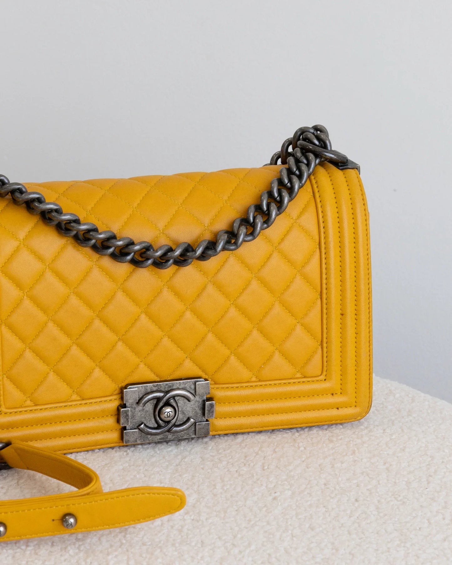 CHANEL Boy