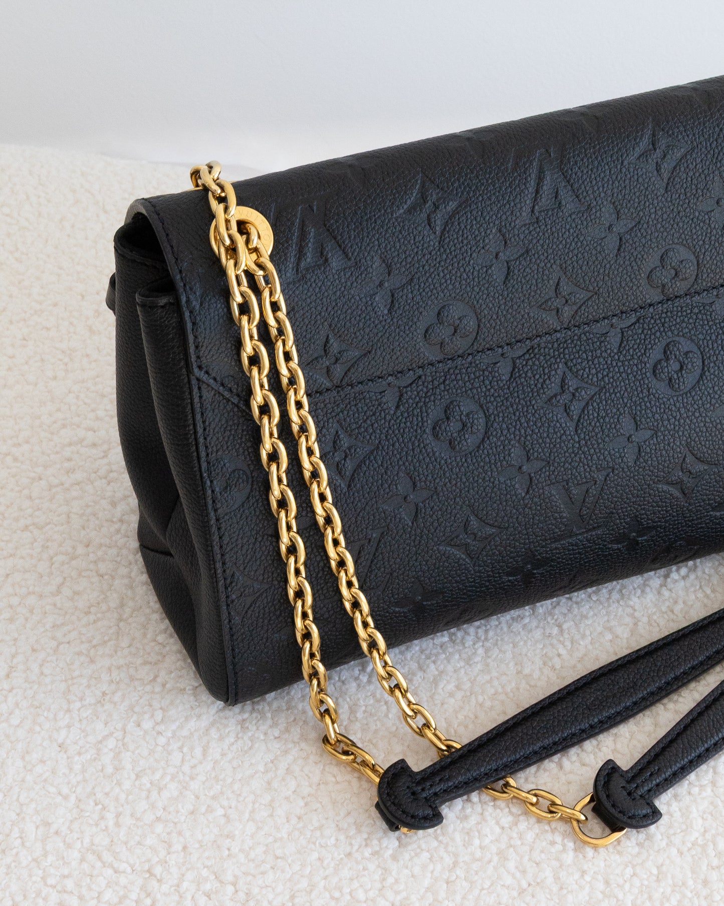 LOUIS VUITTON Vavin