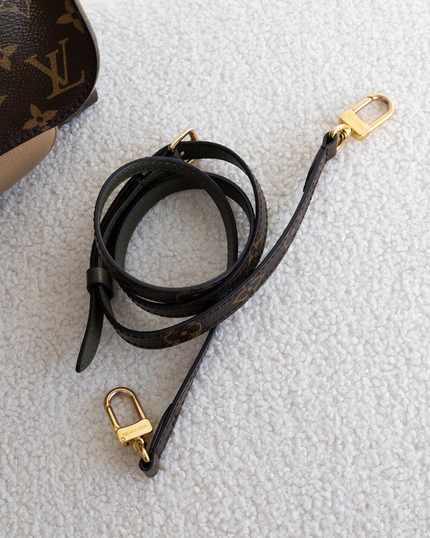 LOUIS VUITTON Marignan