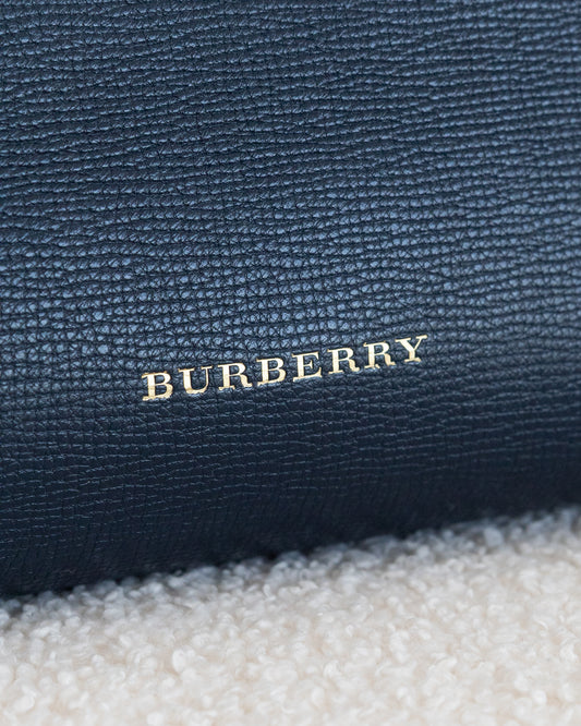 BURBERRY Banner Medium