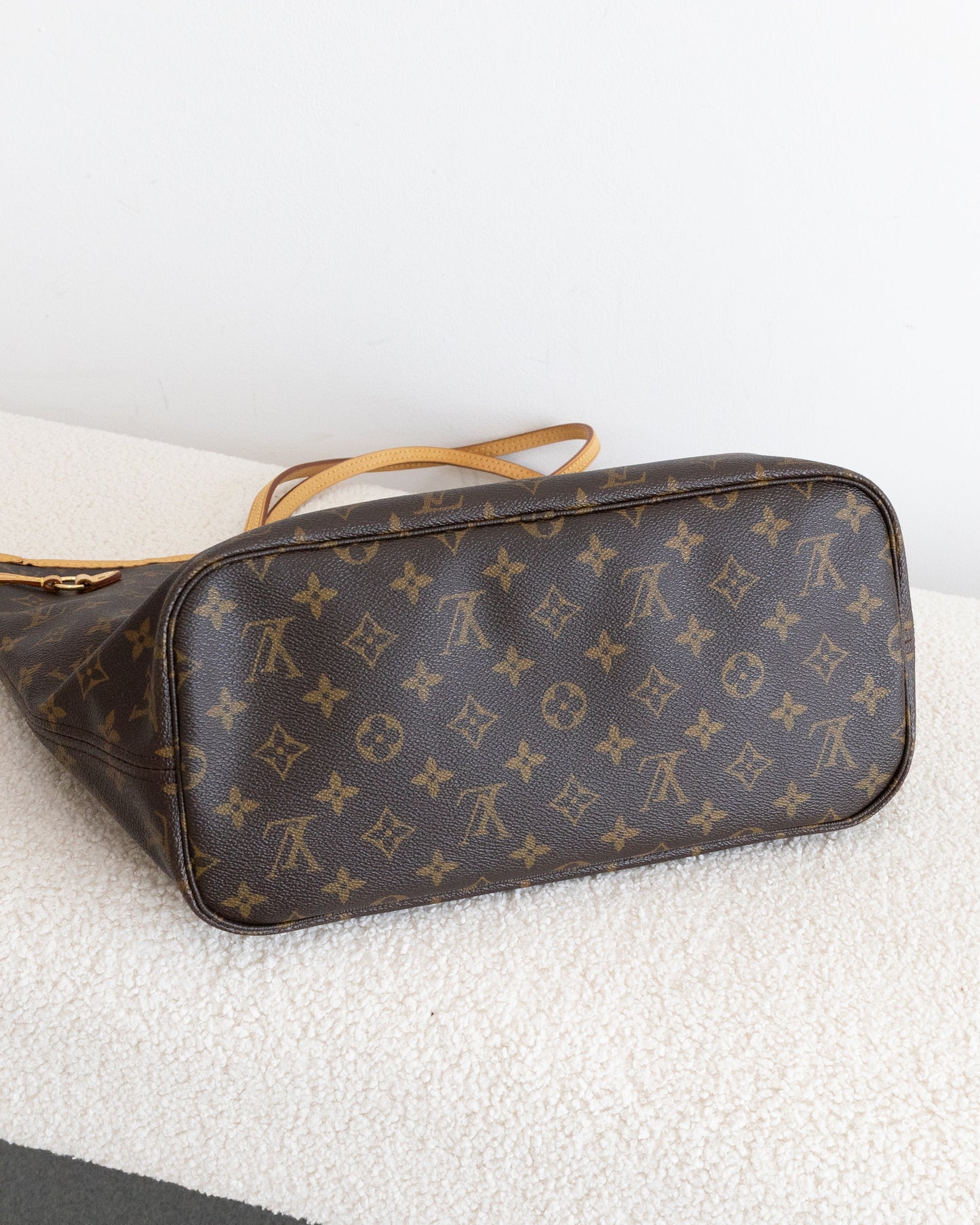 LOUIS VUITTON Neverfull MM