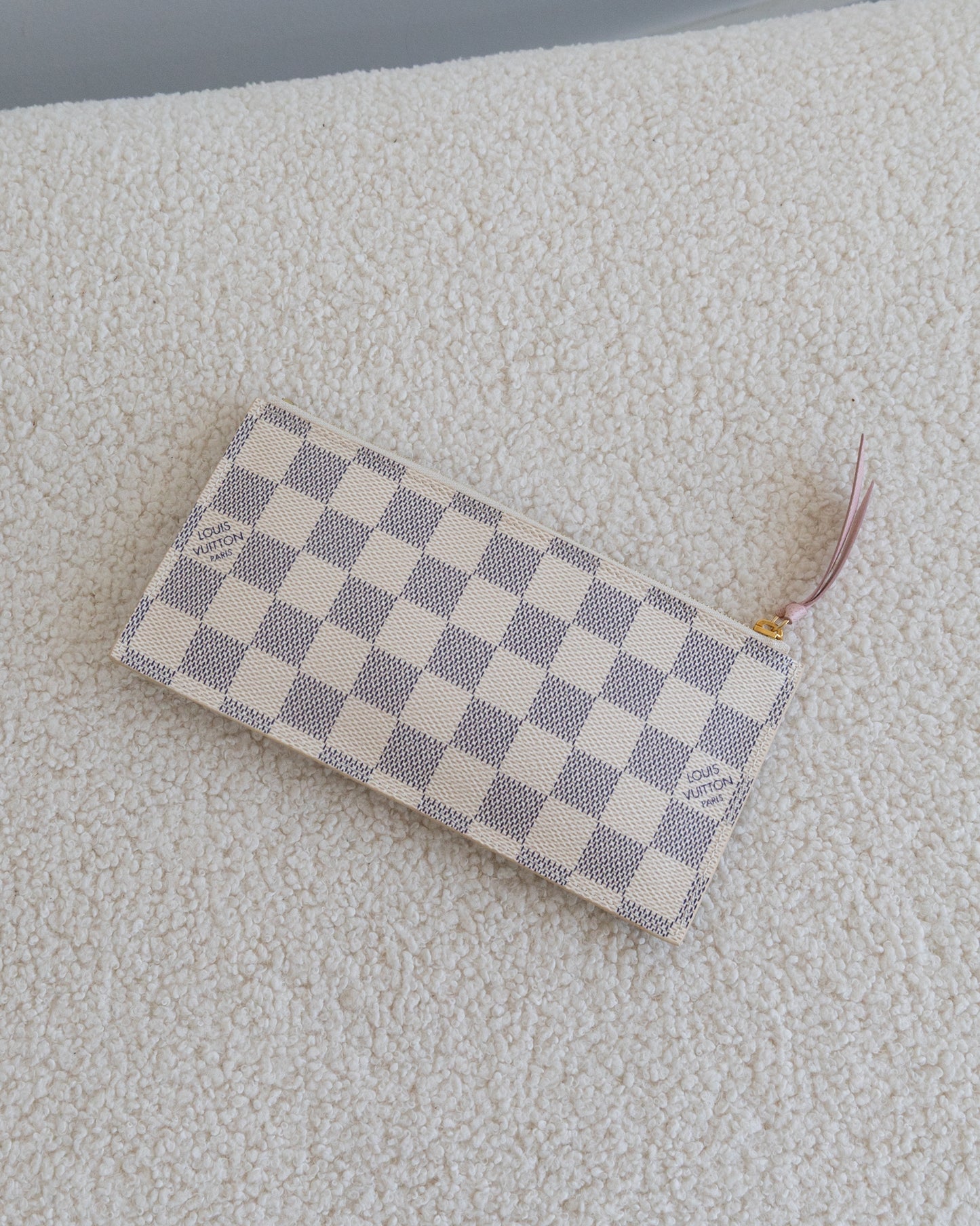LOUIS VUITTON Pouch