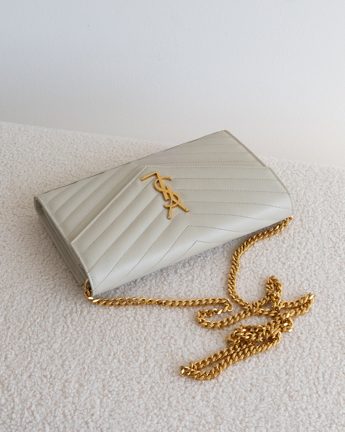 SAINT LAURENT Cassandre WOC