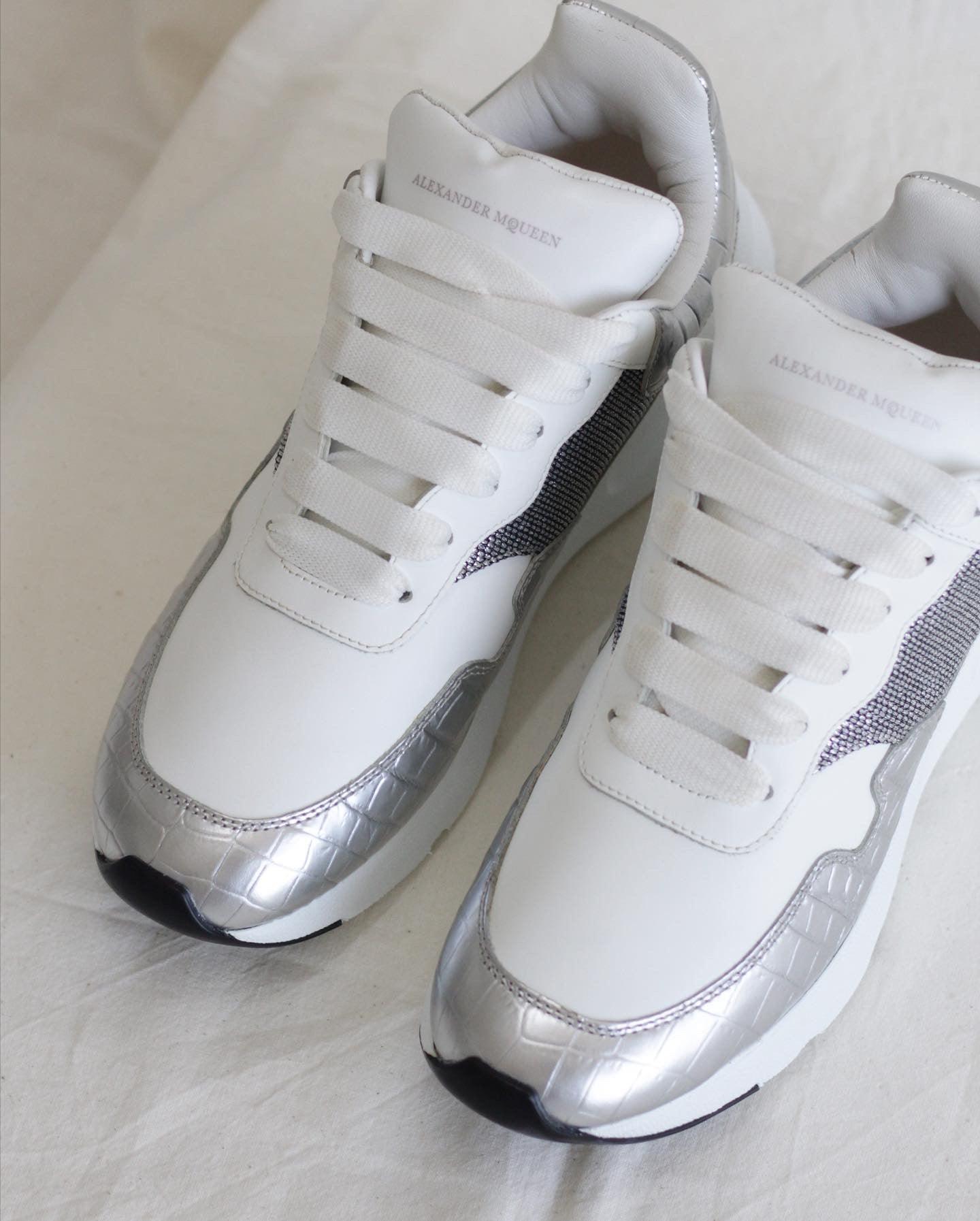 ALEXANDER MCQUEEN 38 - THE VOG CLOSET