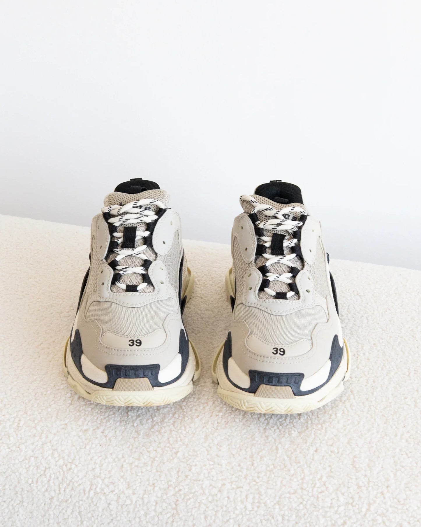 BALENCIAGA TripleS 39 - THE VOG CLOSET