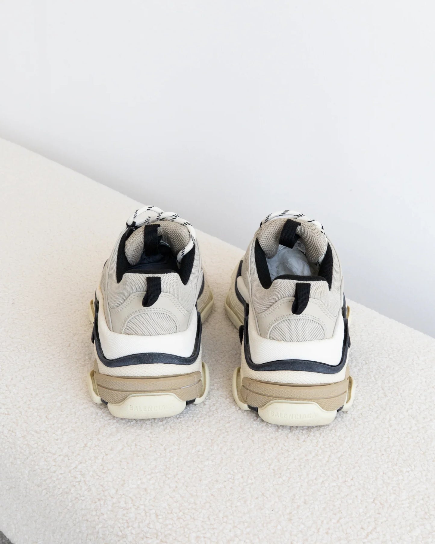 BALENCIAGA TripleS 39 - THE VOG CLOSET