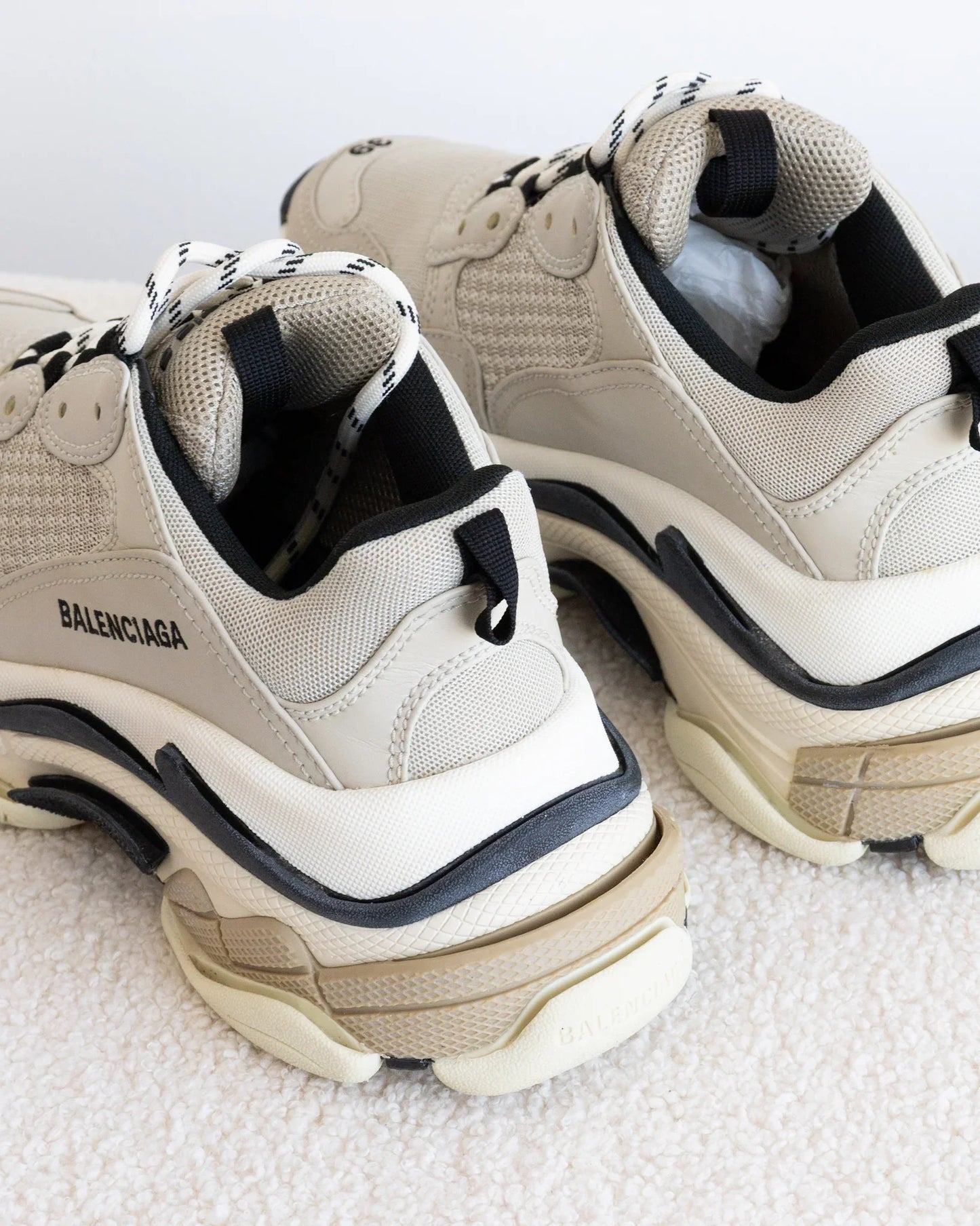 BALENCIAGA TripleS 39 - THE VOG CLOSET