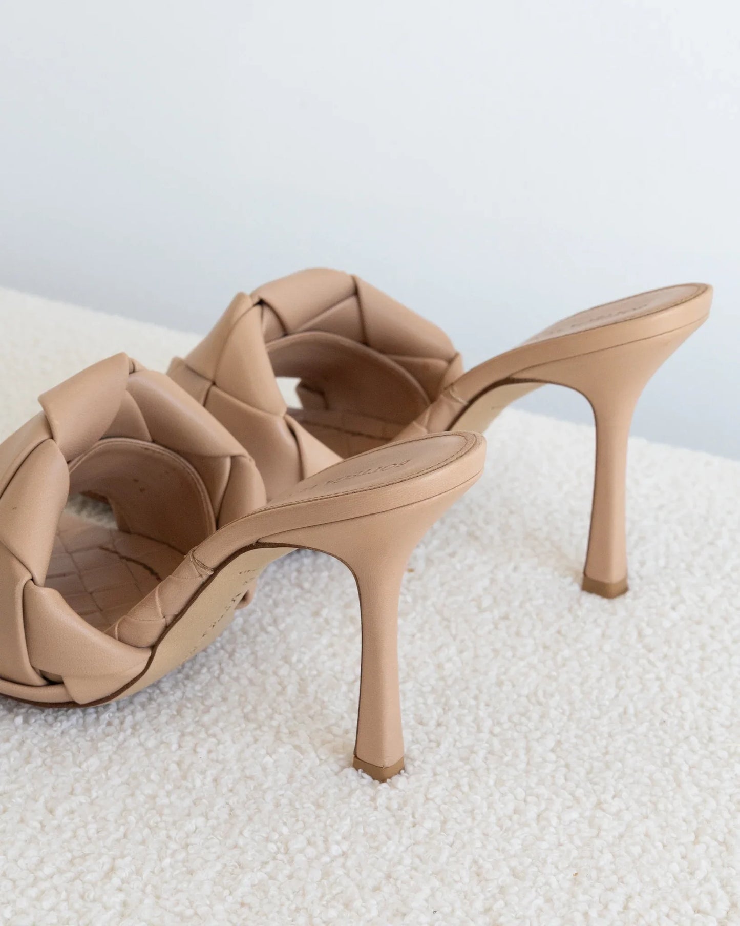 BOTTEGA VENETA Lido Mules 38 - THE VOG CLOSET