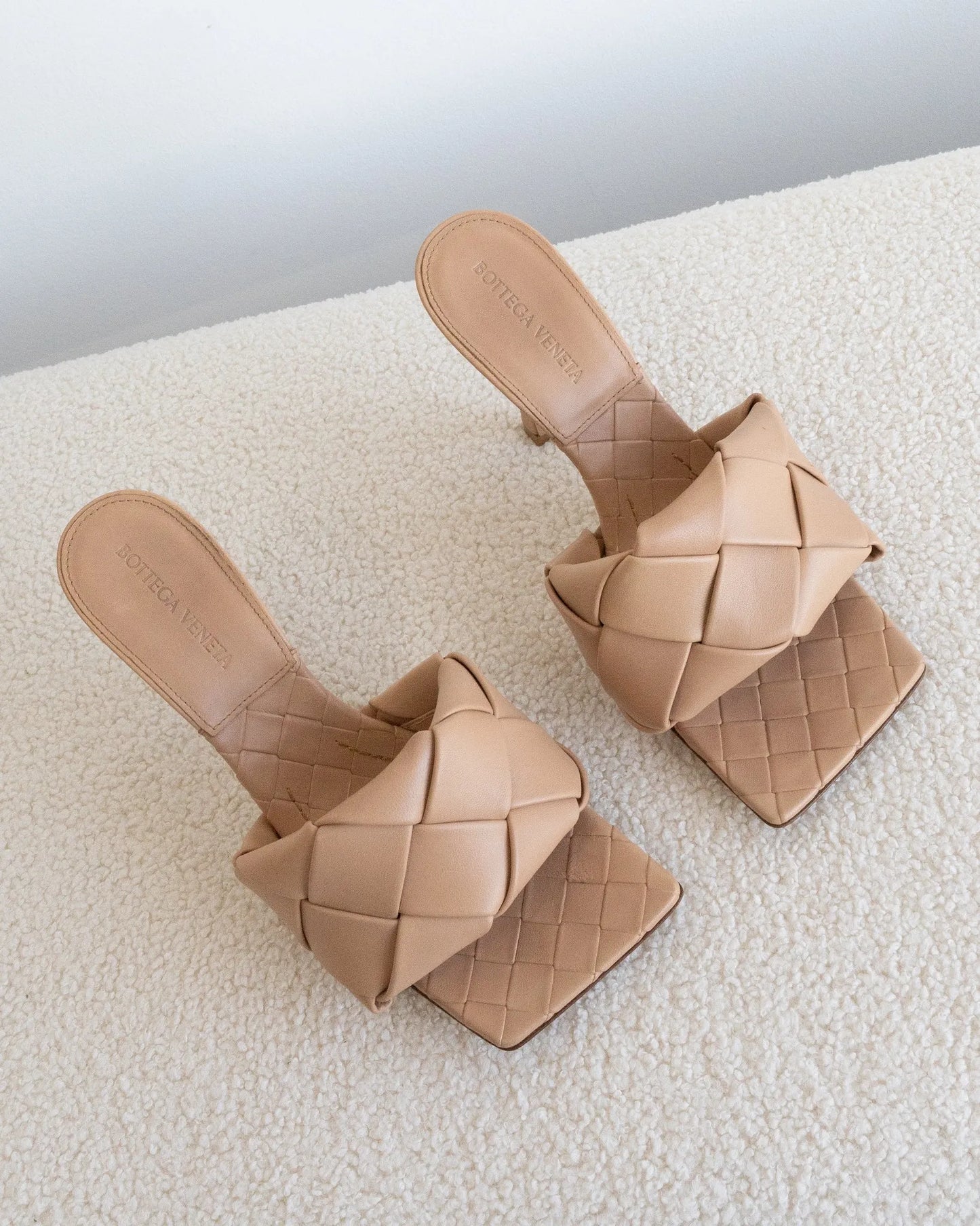 BOTTEGA VENETA Lido Mules 38 - THE VOG CLOSET