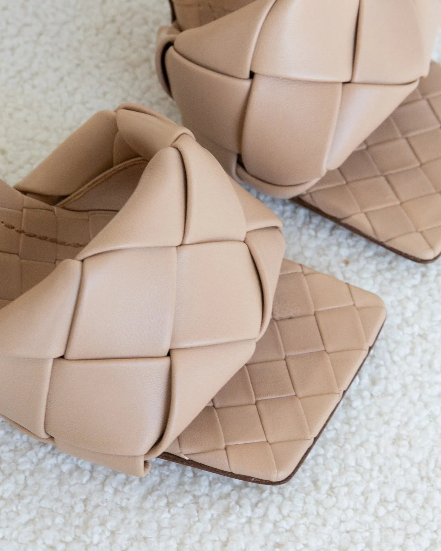 BOTTEGA VENETA Lido Mules 38 - THE VOG CLOSET