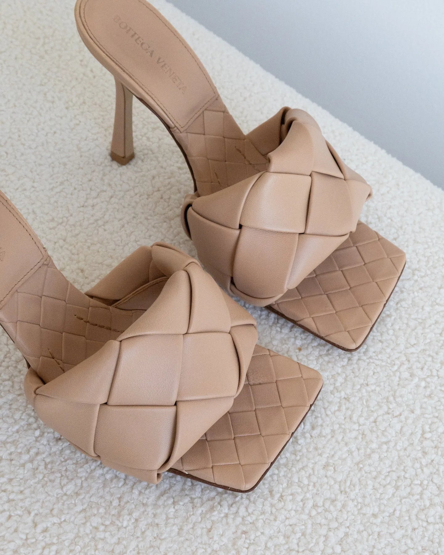 BOTTEGA VENETA Lido Mules 38 - THE VOG CLOSET