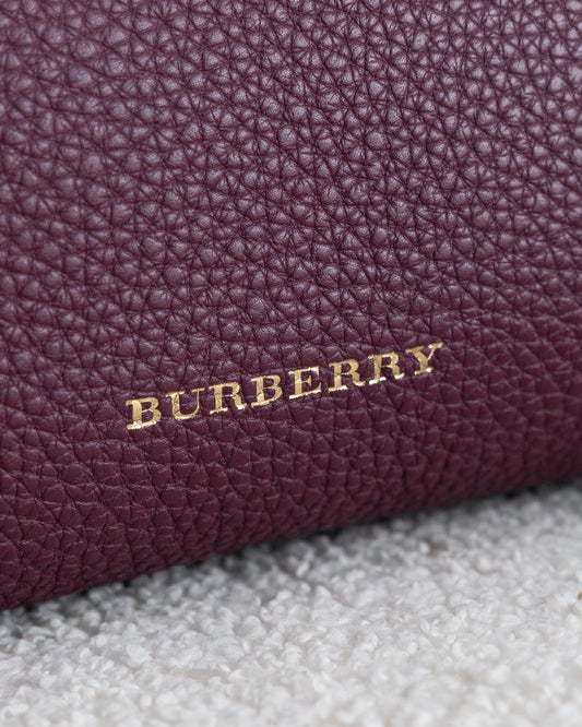 BURBERRY Banner Medium