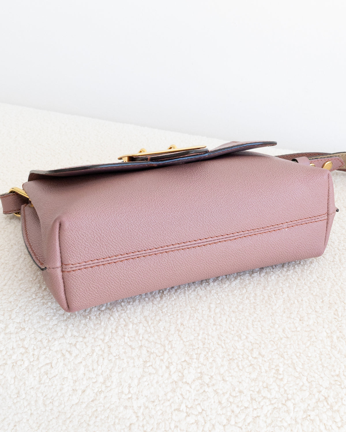 BURBERRY Medley Buckle
