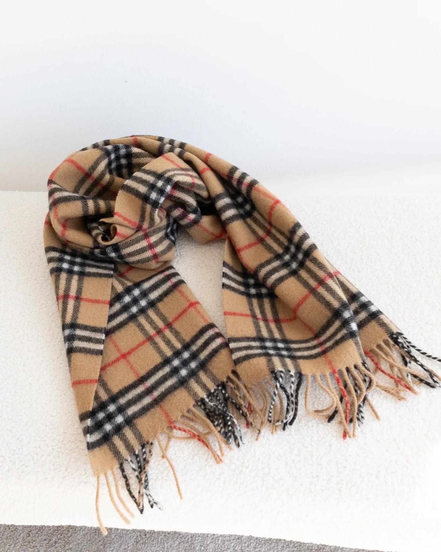 BURBERRY Scarf - THE VOG CLOSET