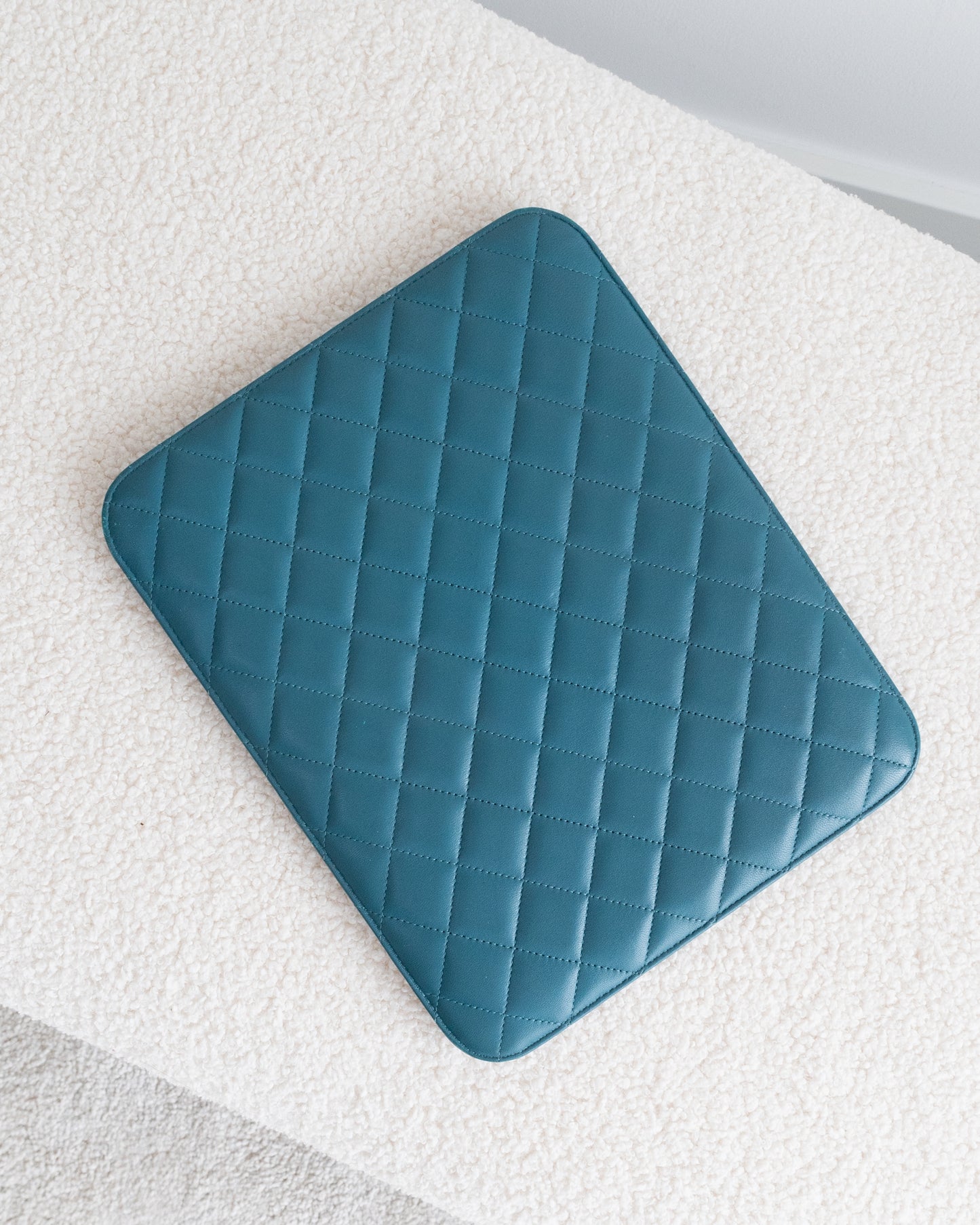 CHANEL Case - THE VOG CLOSET