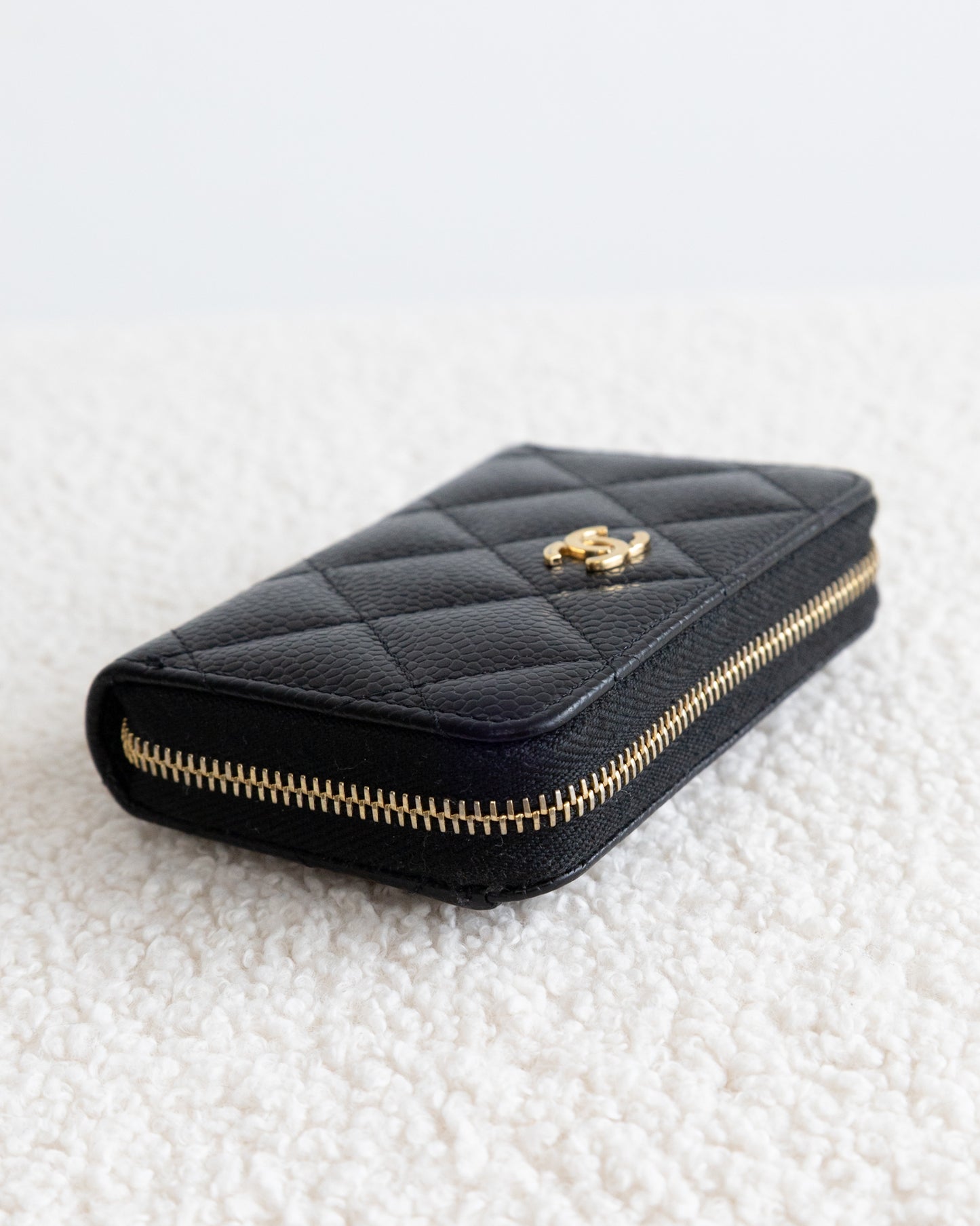 CHANEL CC Wallet - THE VOG CLOSET