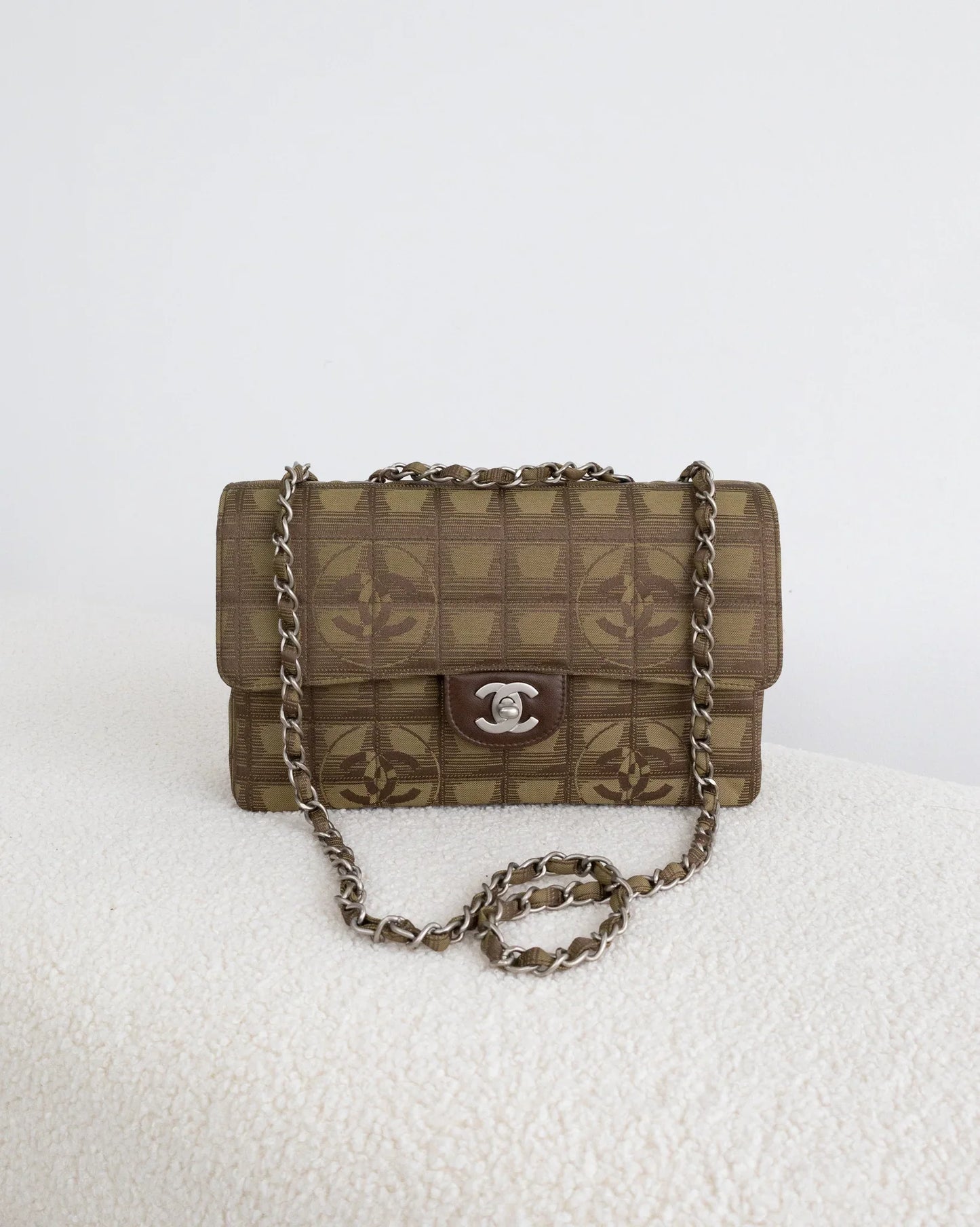 CHANEL Classic Flap - THE VOG CLOSET