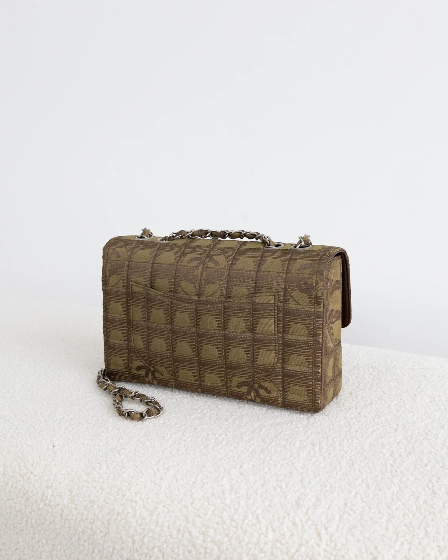 CHANEL Classic Flap - THE VOG CLOSET