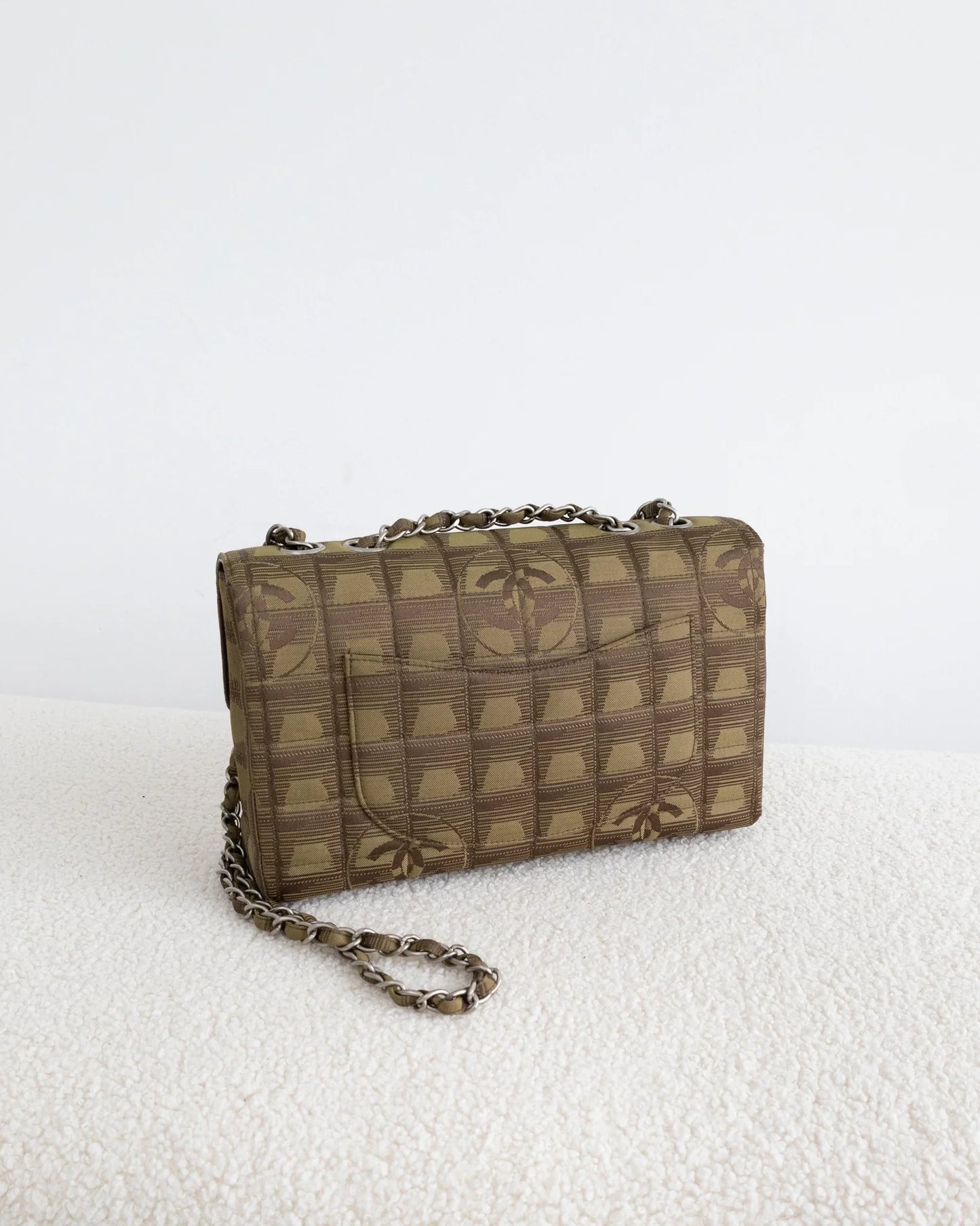 CHANEL Classic Flap - THE VOG CLOSET