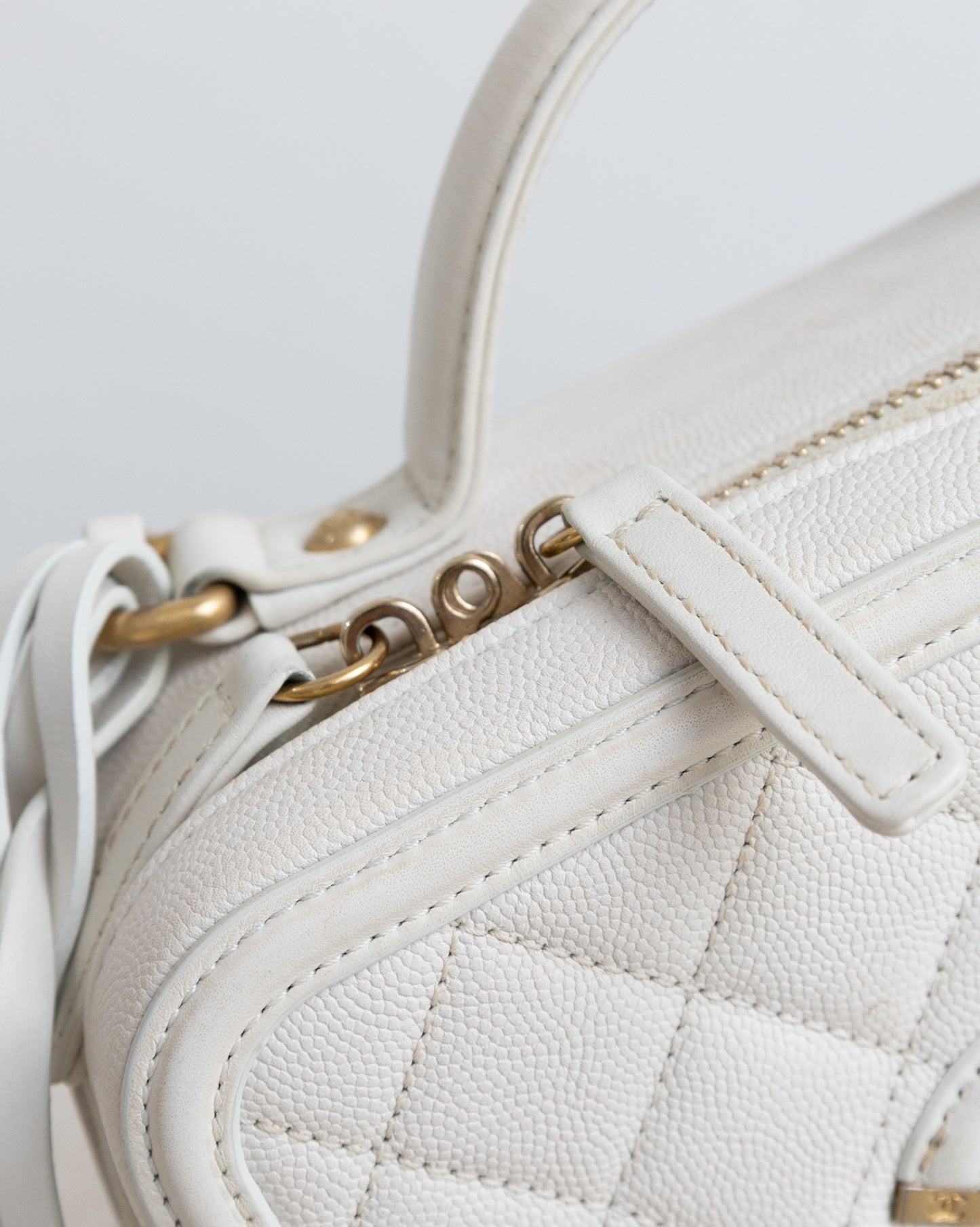 CHANEL Vanity Filigree - THE VOG CLOSET