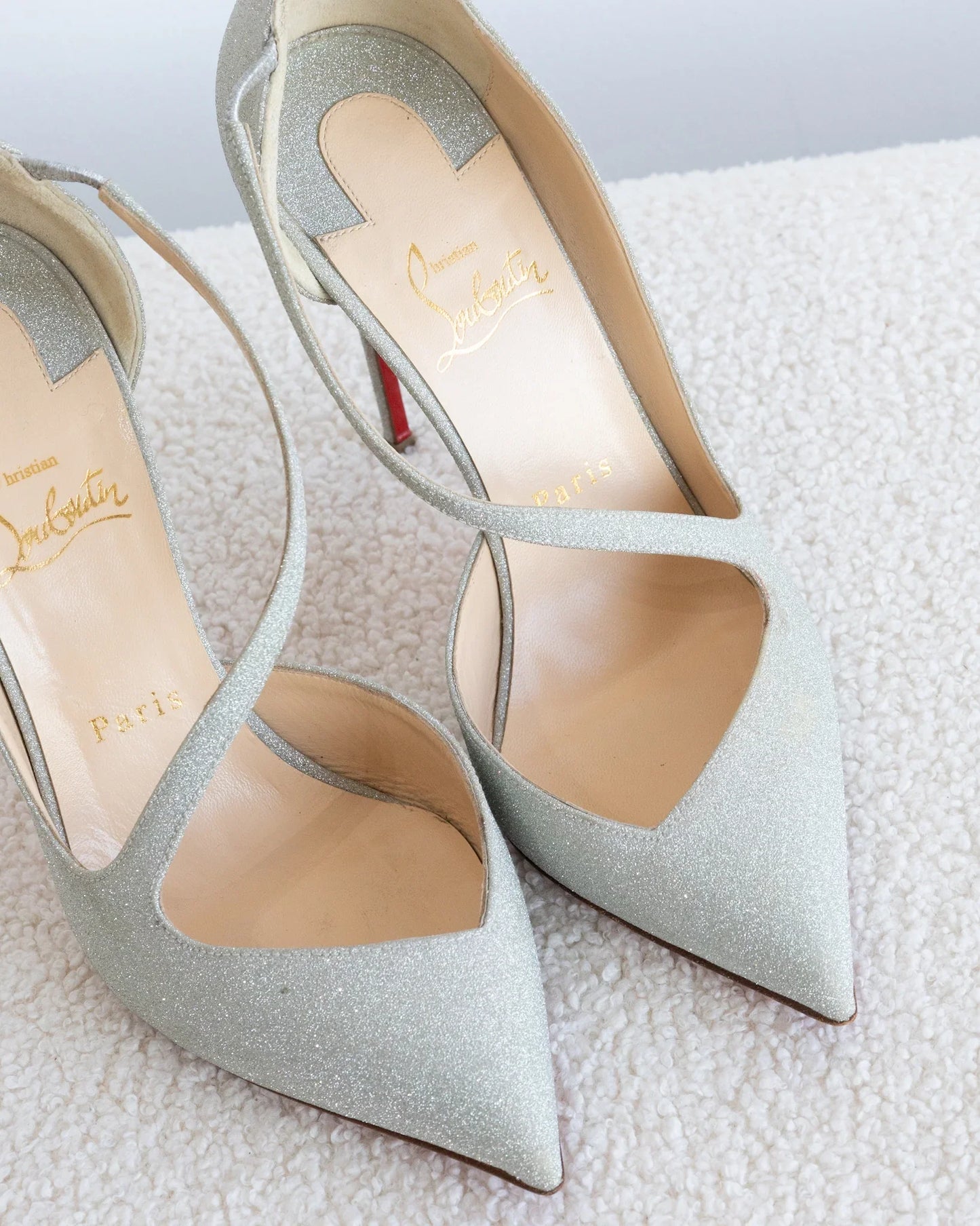 CHRISTIAN LOUBOUTIN 38 - THE VOG CLOSET