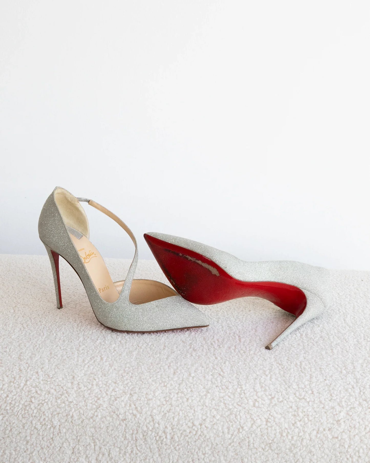 CHRISTIAN LOUBOUTIN 38 - THE VOG CLOSET