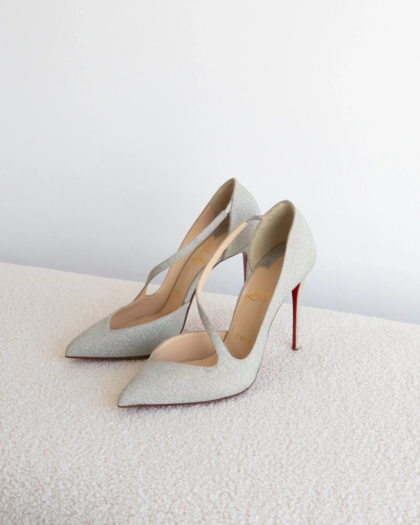 CHRISTIAN LOUBOUTIN 38 - THE VOG CLOSET