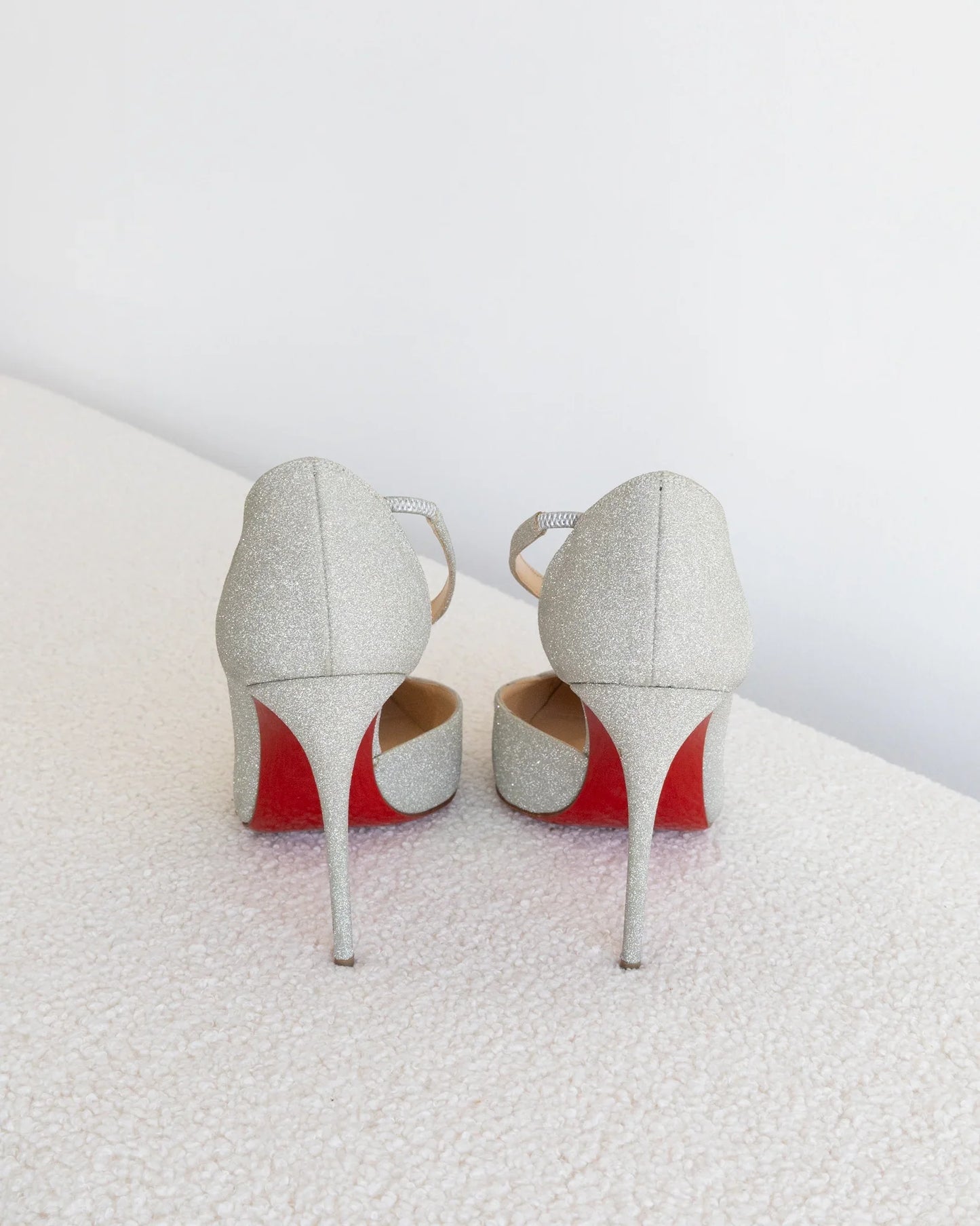 CHRISTIAN LOUBOUTIN 38 - THE VOG CLOSET