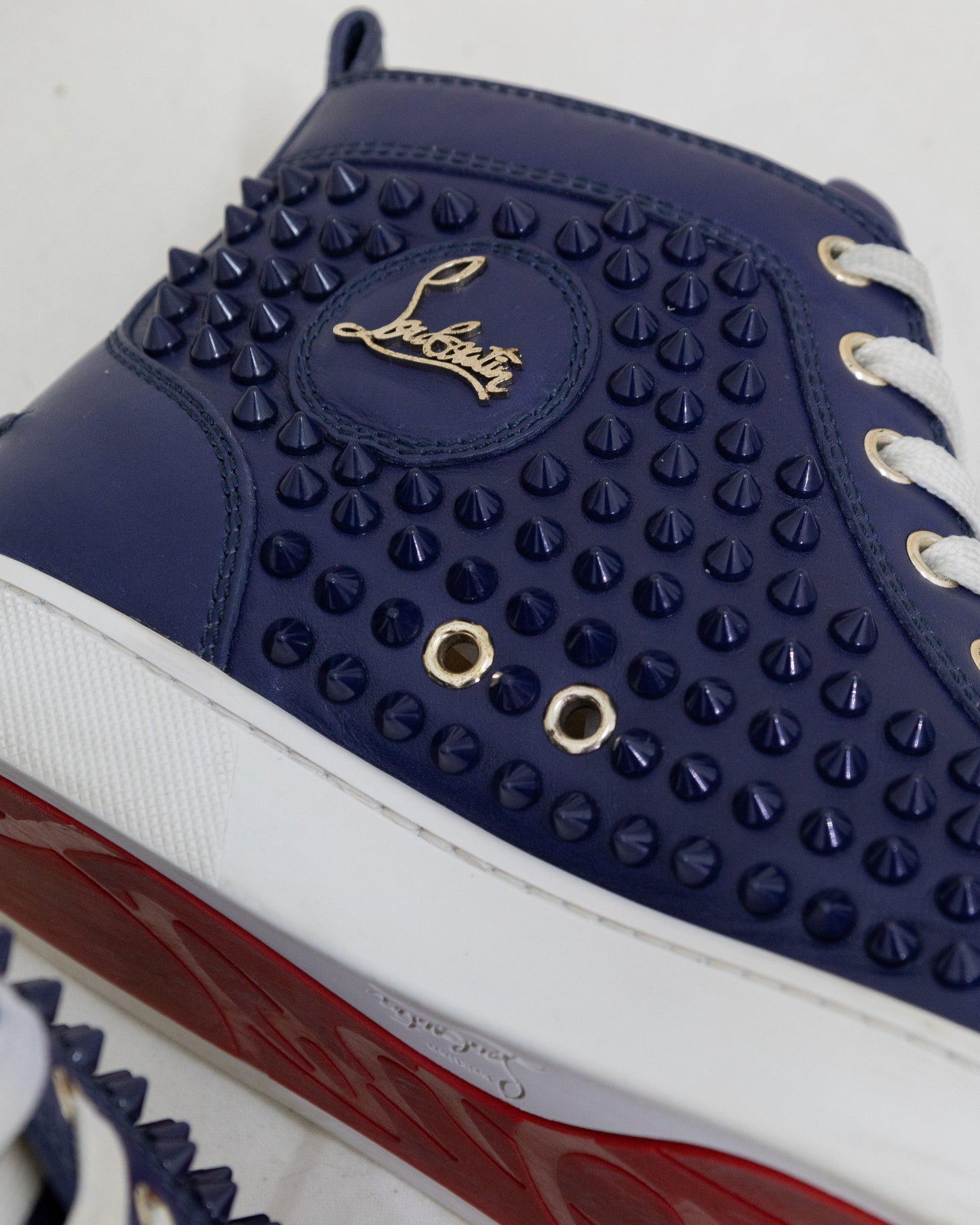 CHRISTIAN LOUBOUTIN Sneakers 39 - THE VOG CLOSET