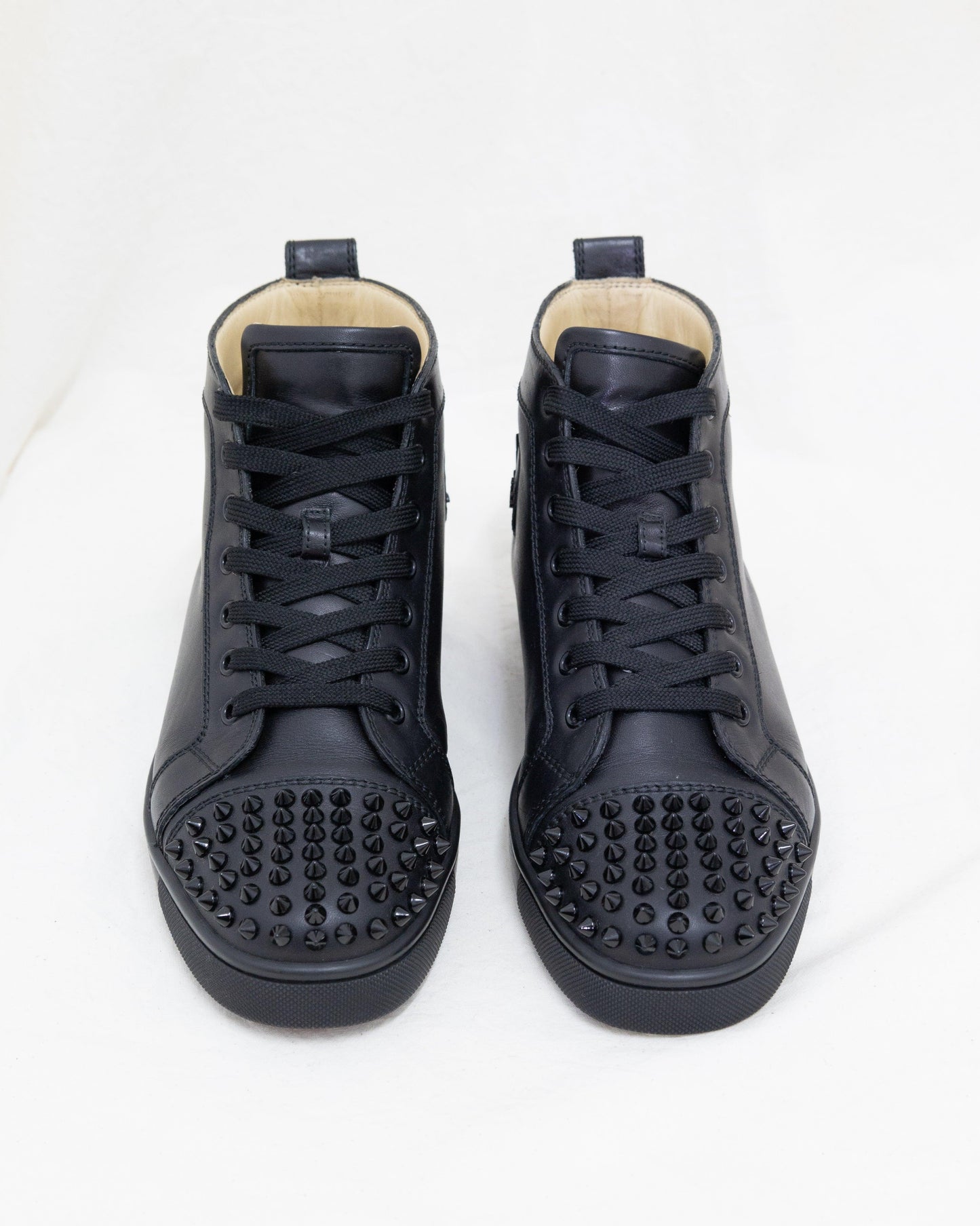 CHRISTIAN LOUBOUTIN Sneakers 39,5 - THE VOG CLOSET