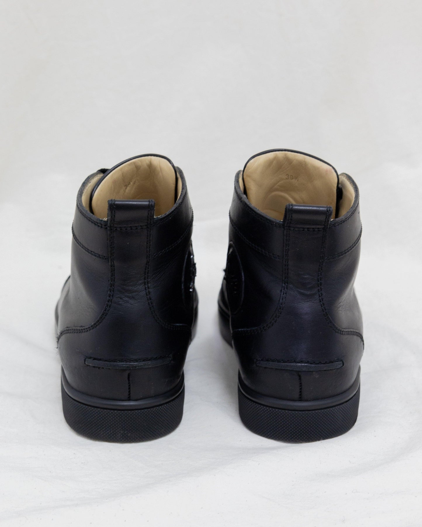 CHRISTIAN LOUBOUTIN Sneakers 39,5 - THE VOG CLOSET