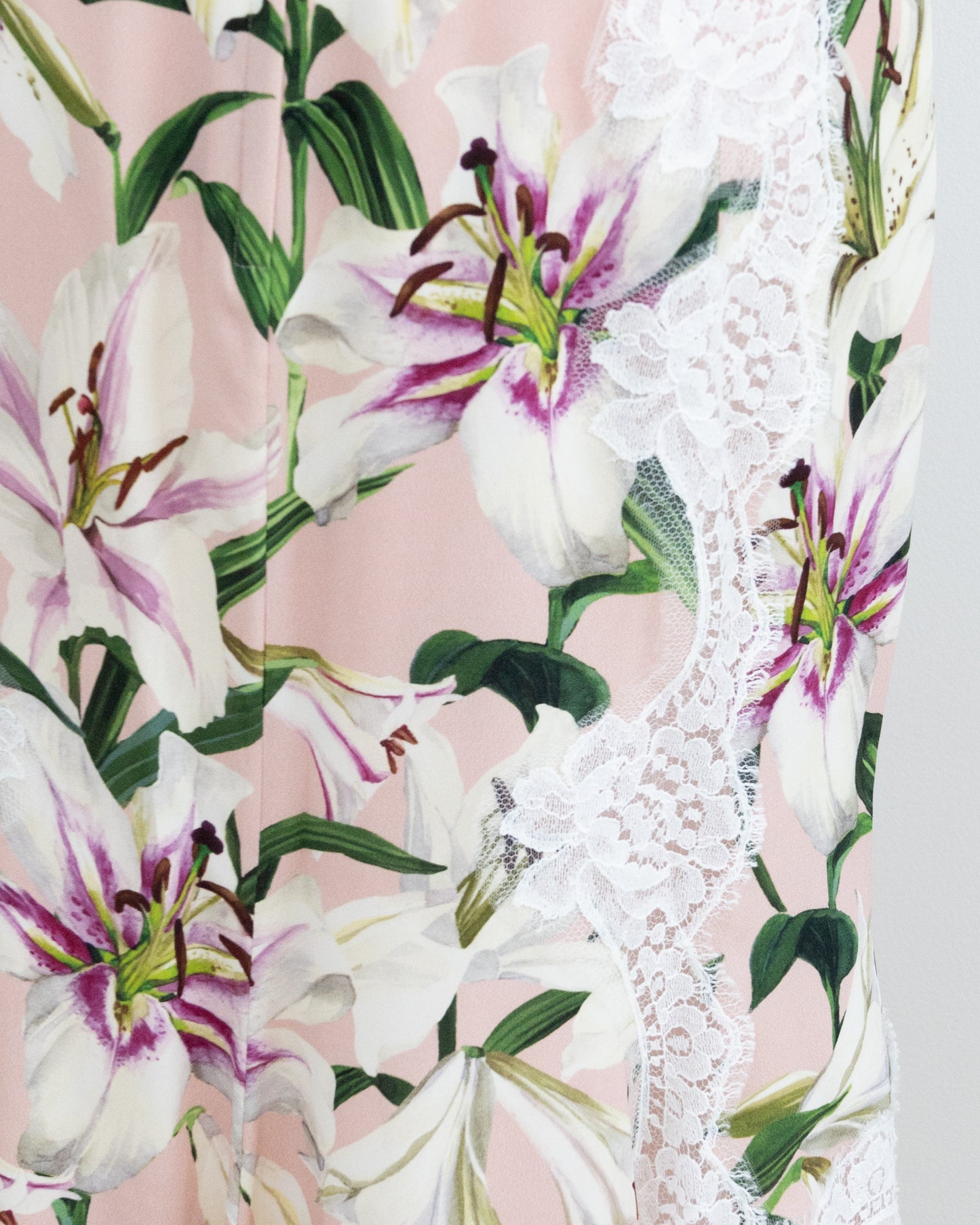 DOLCE GABBANA Midi Skirt 38 - THE VOG CLOSET