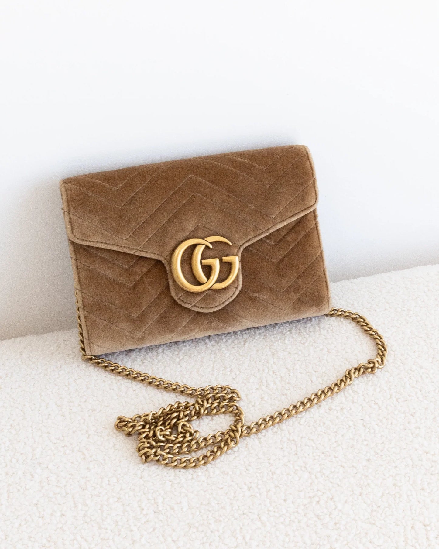 GUCCI GG Marmont WOC - THE VOG CLOSET