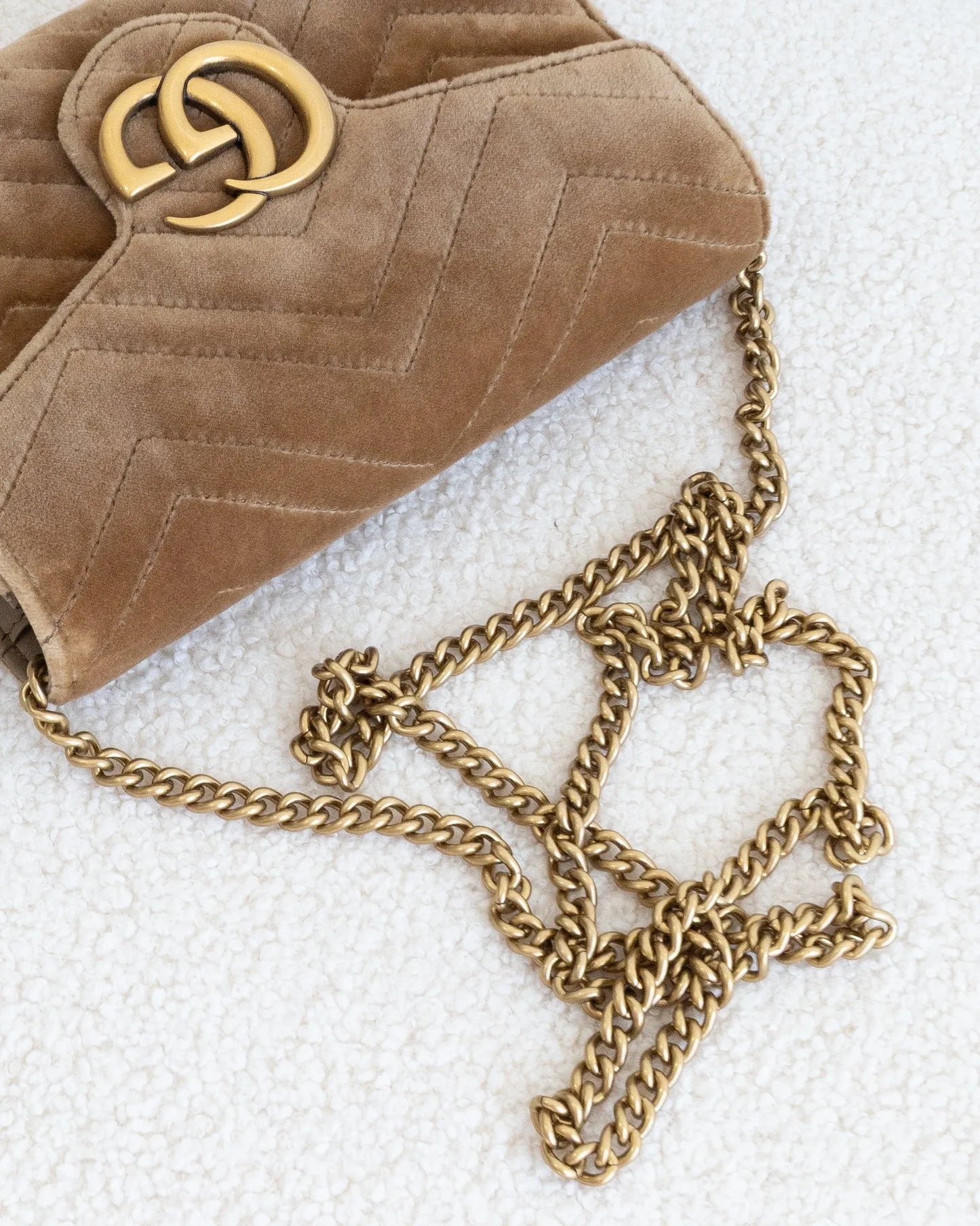 GUCCI GG Marmont WOC - THE VOG CLOSET
