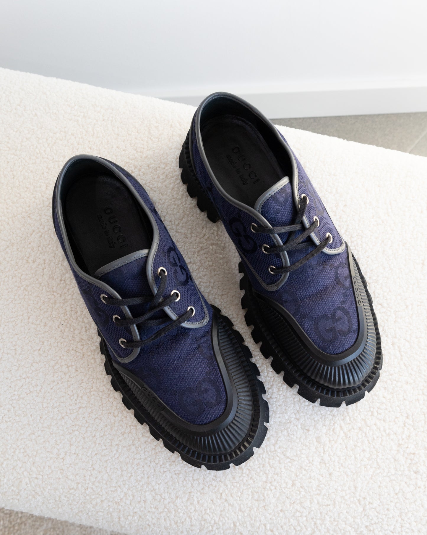 GUCCI Maxi Sneakers 42 - THE VOG CLOSET