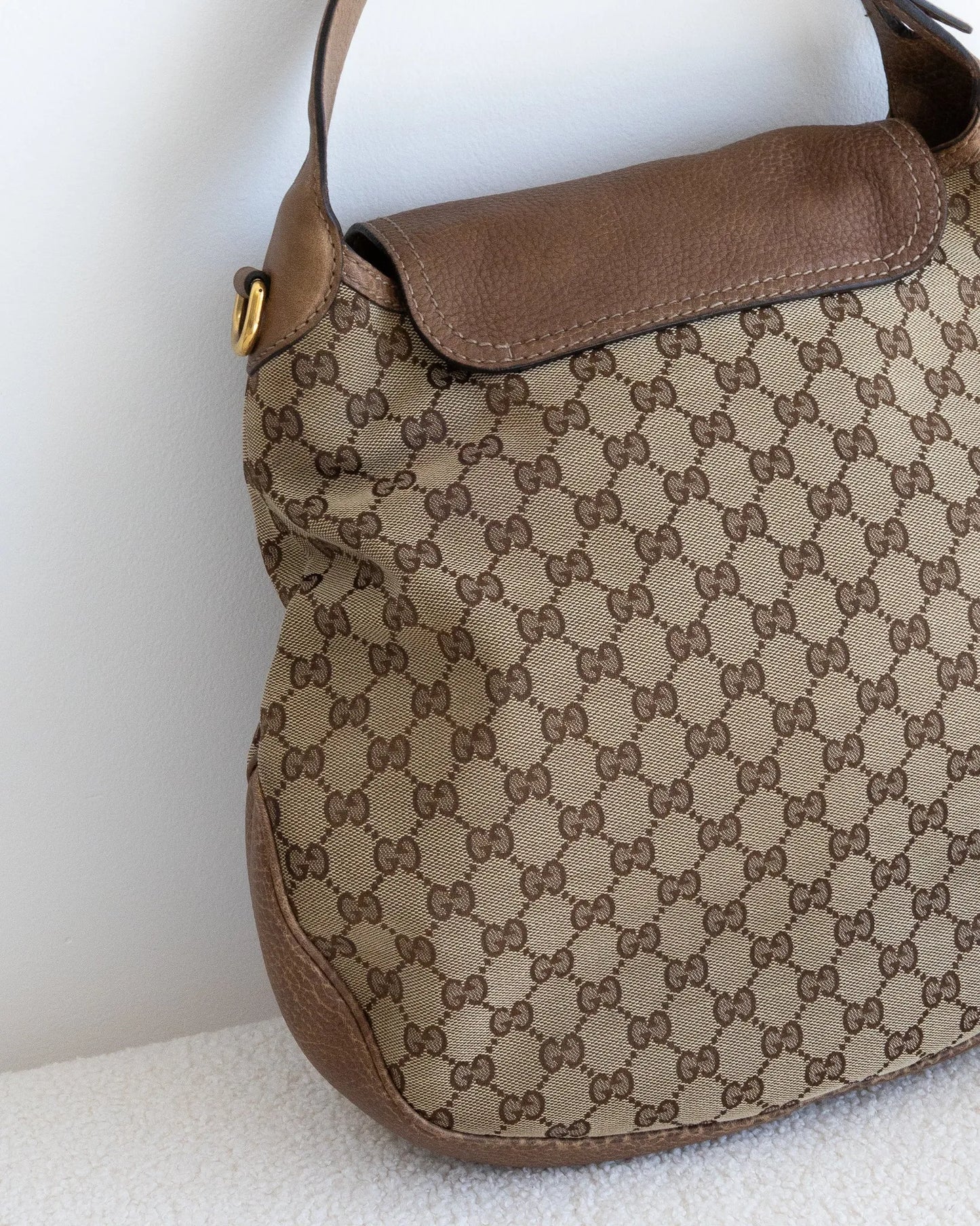 GUCCI Pelham - THE VOG CLOSET
