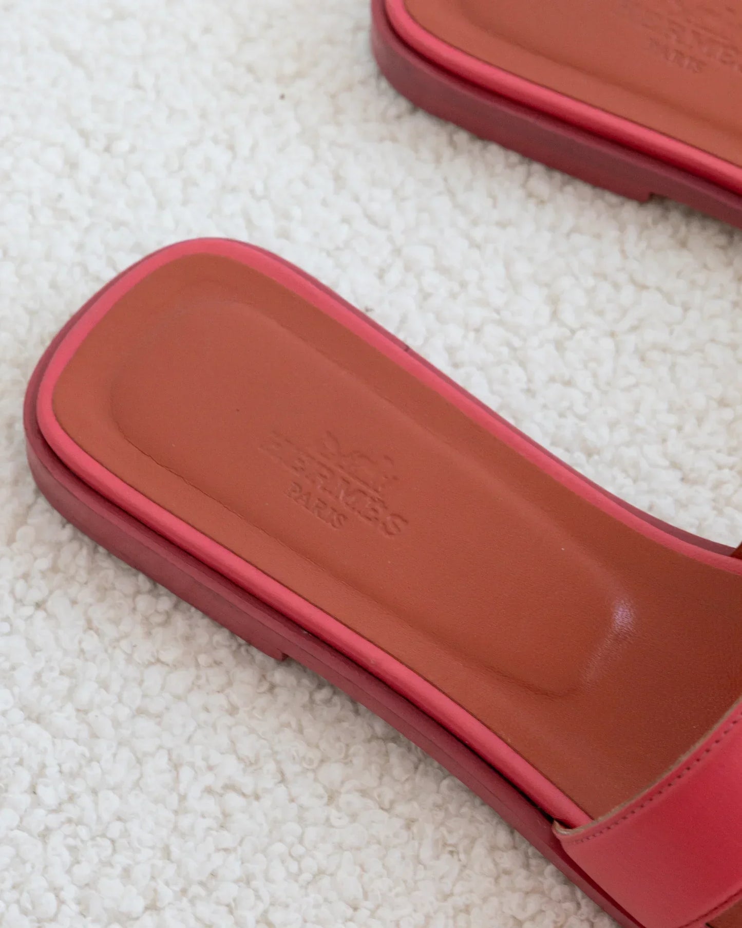 HERMÈS Oran 38 - THE VOG CLOSET